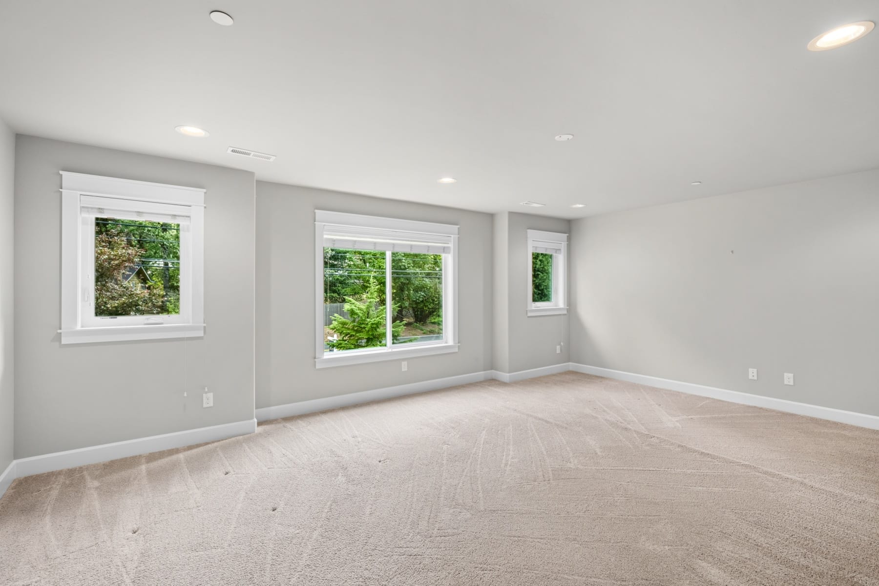  12465 SW LESSER RD Portland, OR 97219 - 物件實景