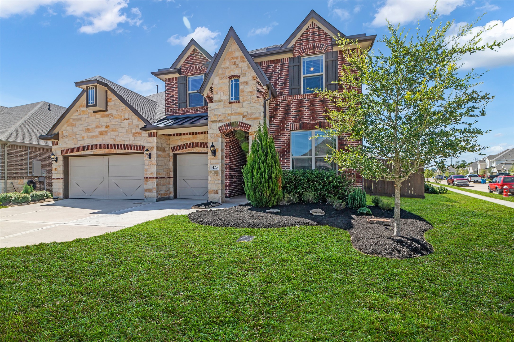 Webster, Texas, 77598, United States, 4 Bedrooms Bedrooms, ,4 BathroomsBathrooms,Residential,For Sale,1901174
