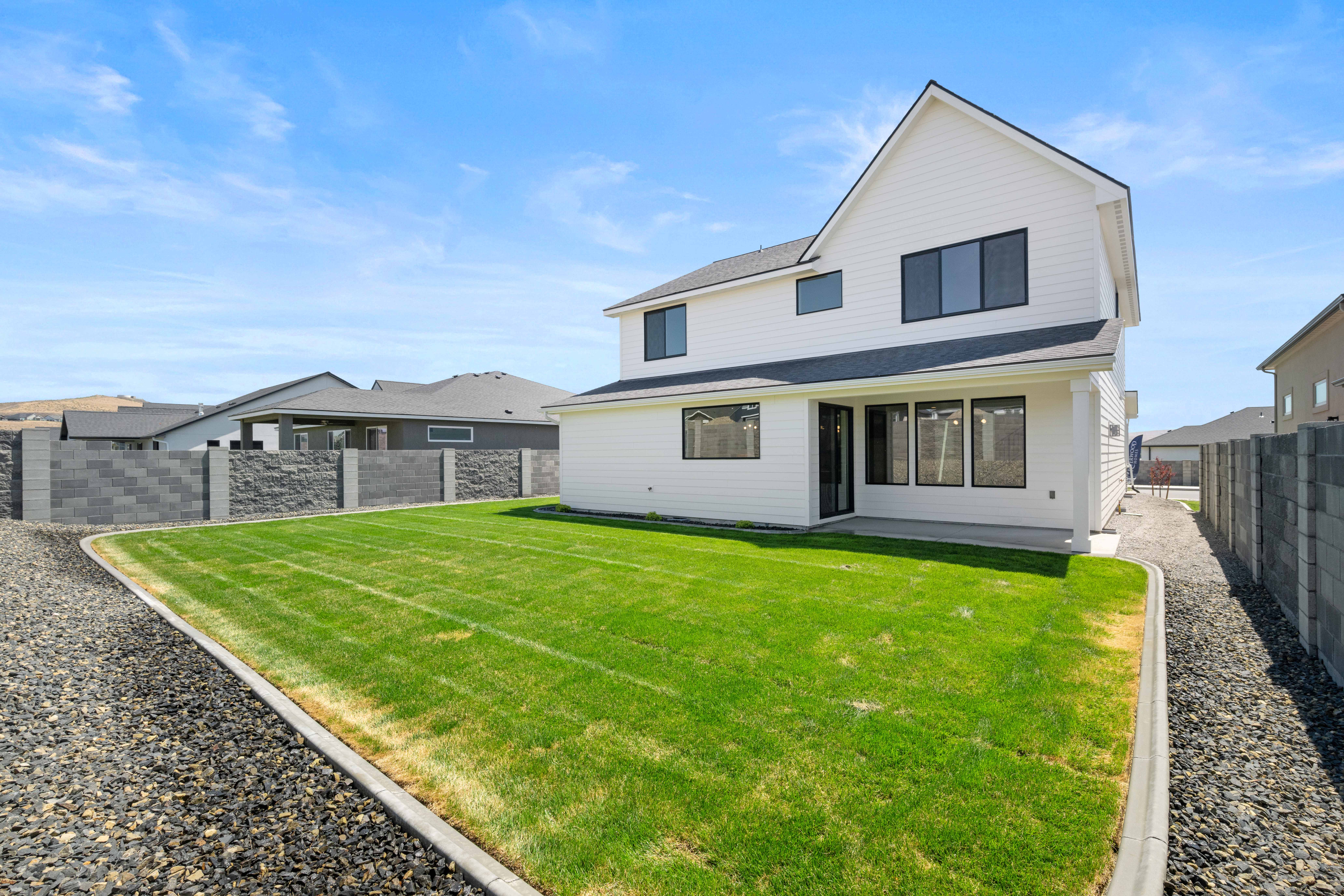  5-Bedroom Home with a Dream Garage in Siena Hills - 物件實景