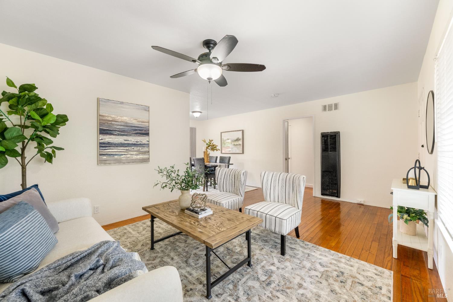 Napa, California, 94558, United States, 2 Bedrooms Bedrooms, ,1 BathroomBathrooms,Residential,For Sale,1947582