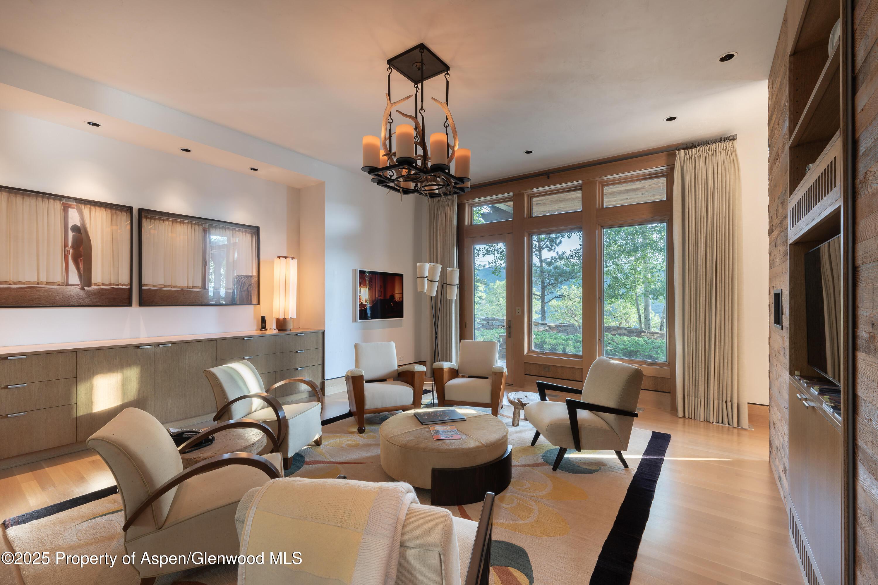 Woody Creek, Colorado, 81656, United States, 6 Bedrooms Bedrooms, ,7 BathroomsBathrooms,Residential,For Sale,1901521