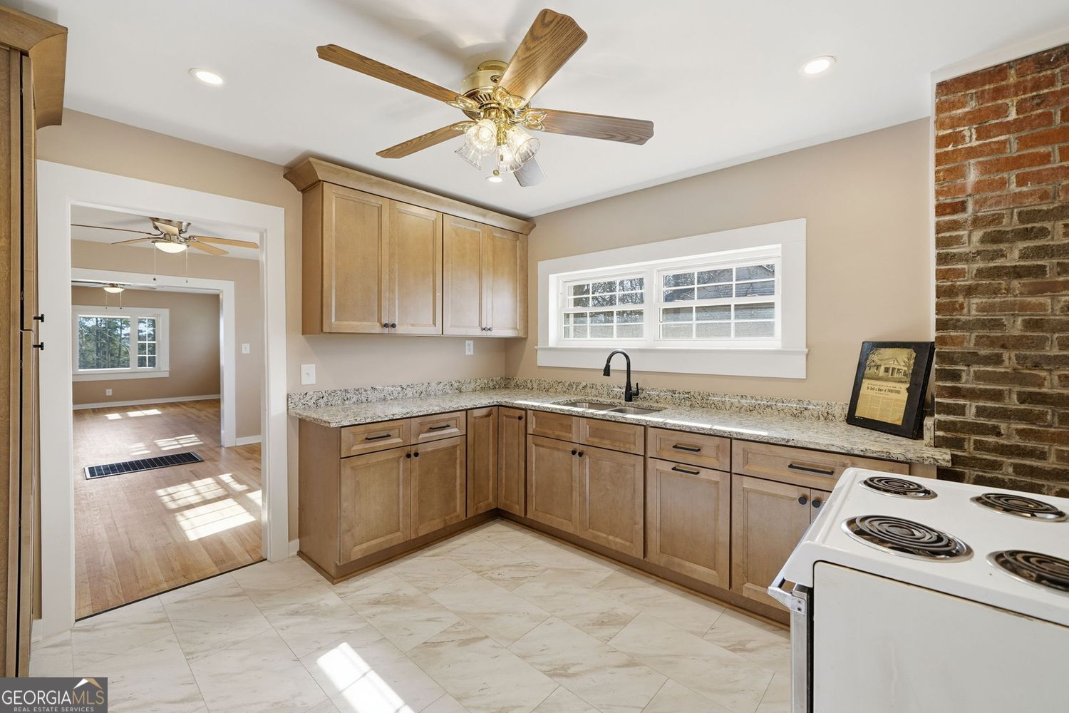 Jasper, Georgia, 30143, United States, 4 Bedrooms Bedrooms, ,1 BathroomBathrooms,Residential,For Sale,2014556