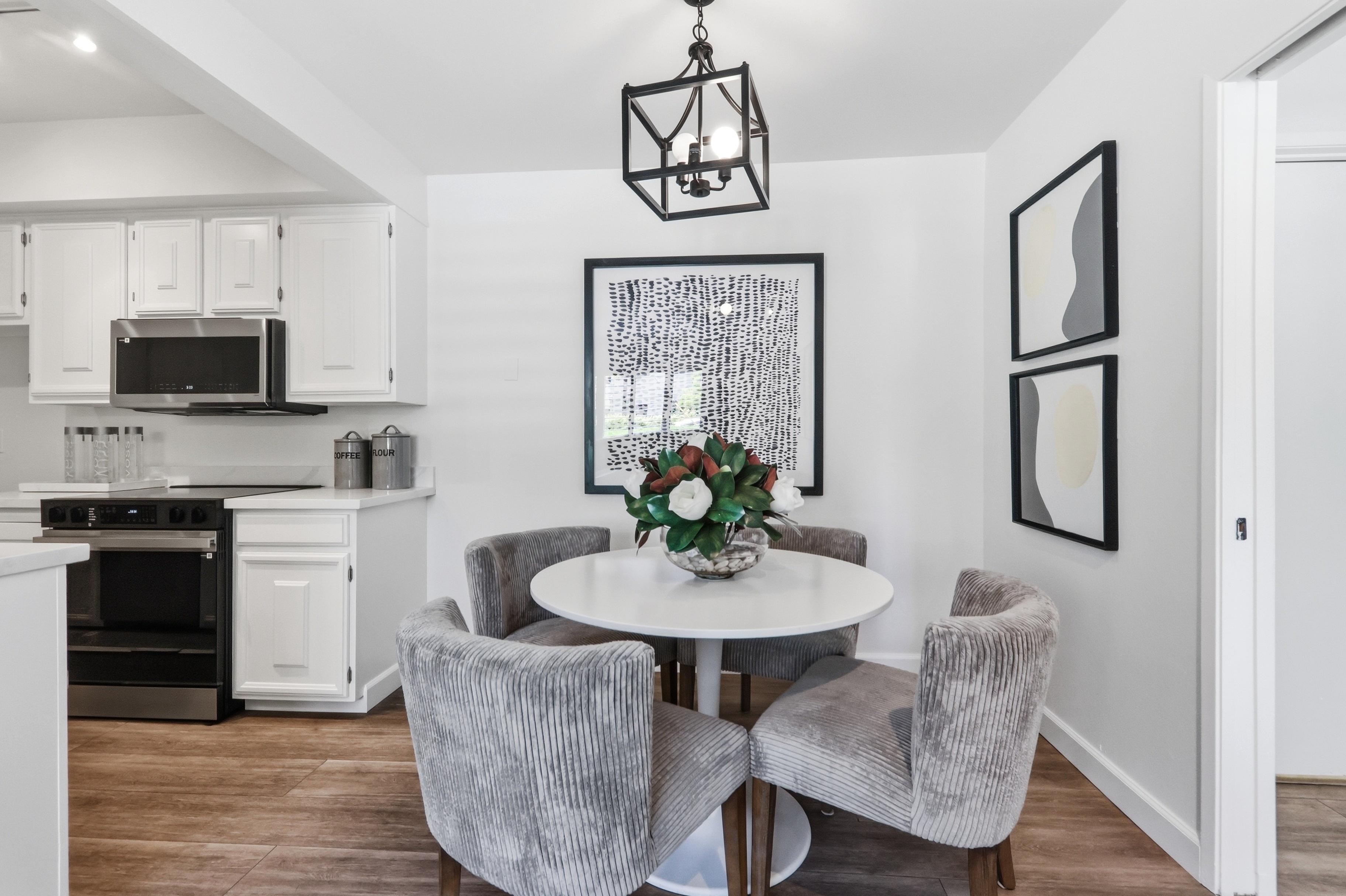  Convenient Ground-Floor Condo in the Heart of San Carlos - 物件實景