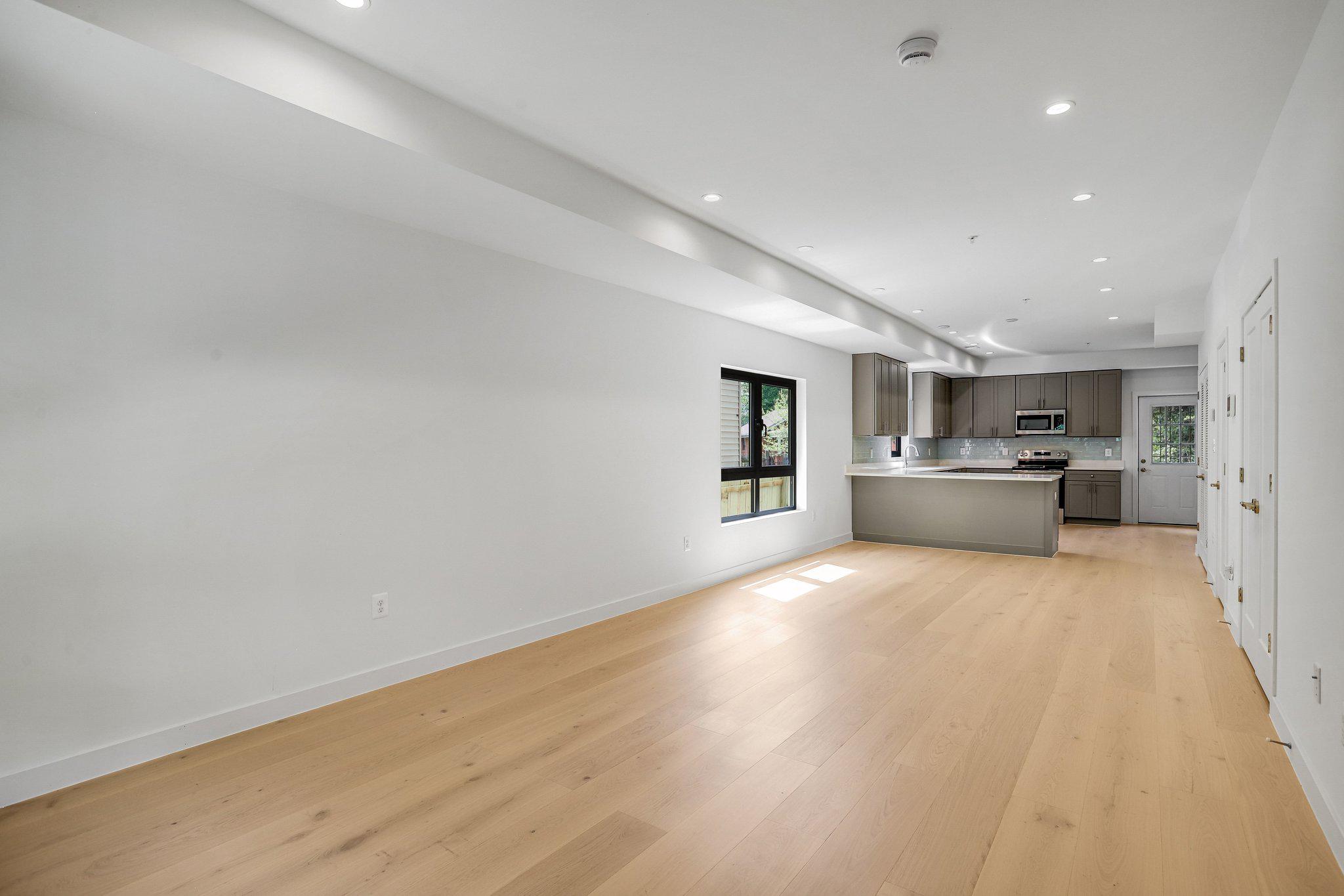  1202 Eastern Avenue NE, Washington, DC, 20019 - 物件實景