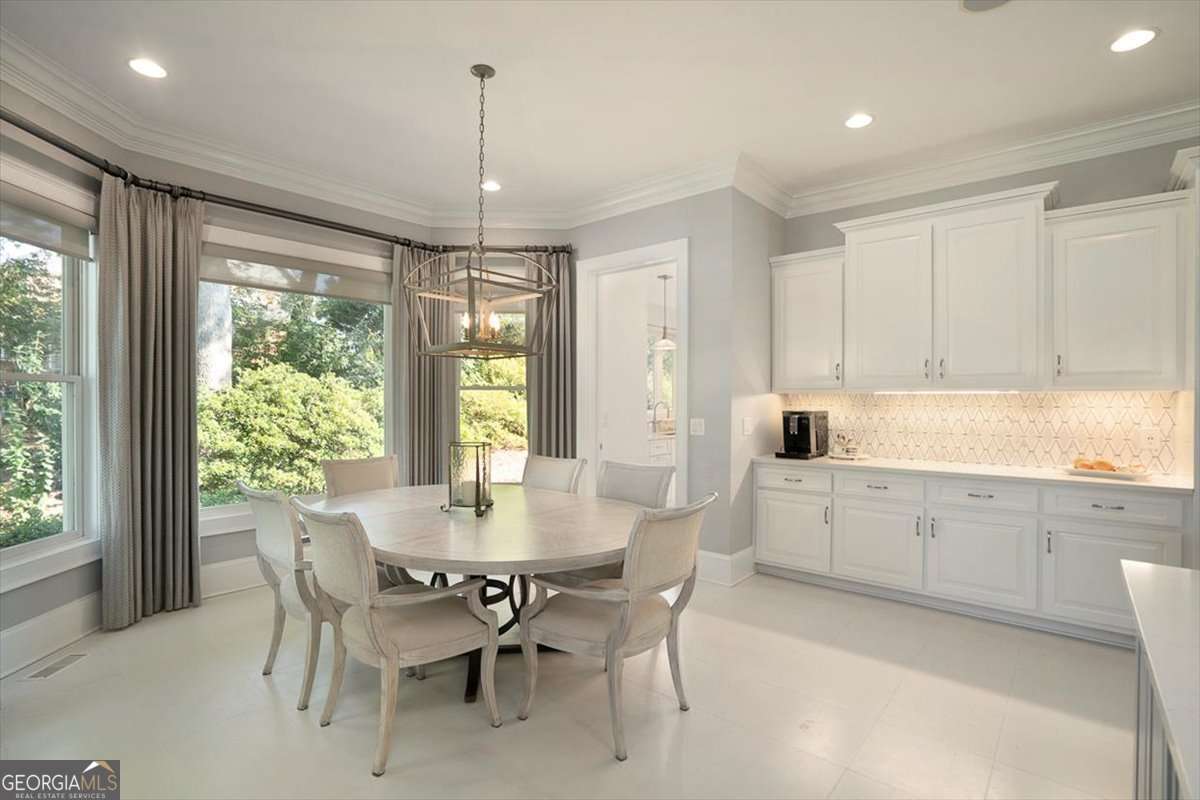 Statham, Georgia, 30666, United States, 6 Bedrooms Bedrooms, ,7 BathroomsBathrooms,Residential,For Sale,1991393