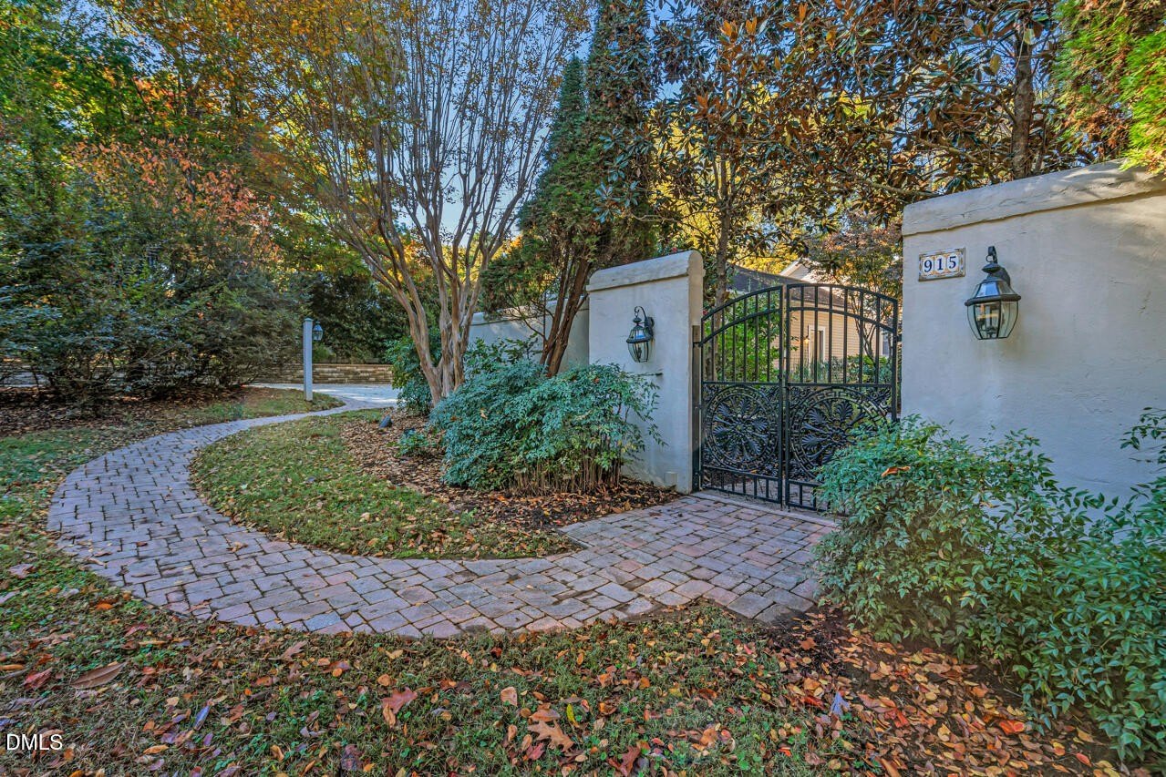 Pittsboro, North Carolina, 27312, United States, 3 Bedrooms Bedrooms, ,4 BathroomsBathrooms,Residential,For Sale,1989891