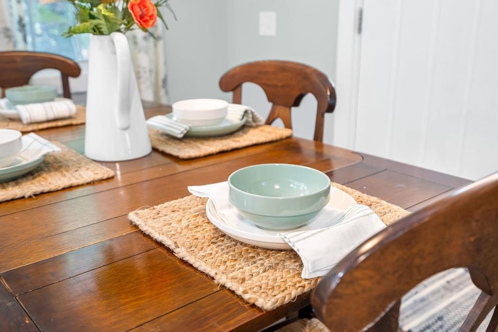 Murphy, North Carolina, 28906, United States, 2 Bedrooms Bedrooms, ,2 BathroomsBathrooms,Residential,For Sale,1976149