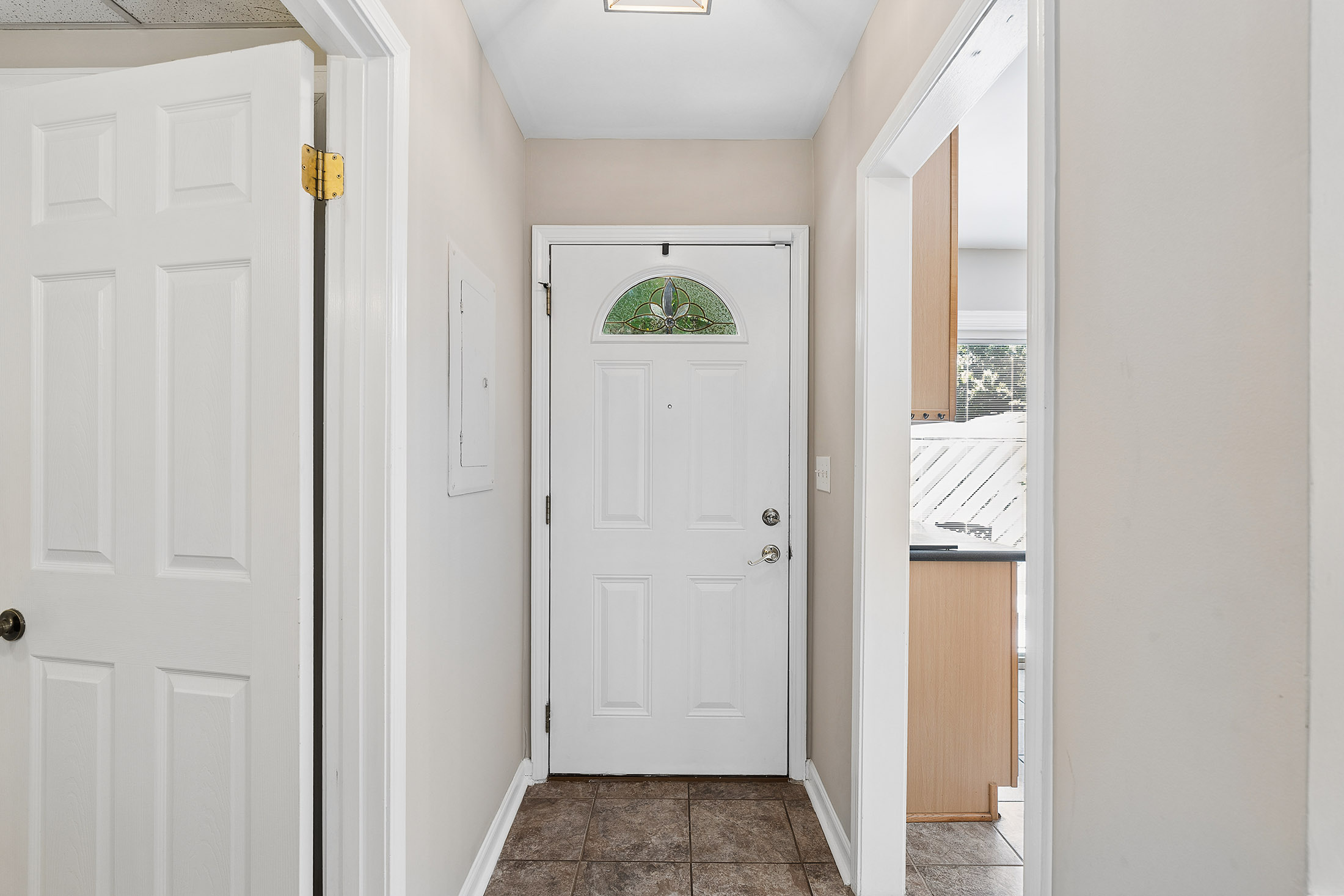  Beautifully Updated Fee Simple Townhome in an Exceptional Brookhaven Location - 物件實景