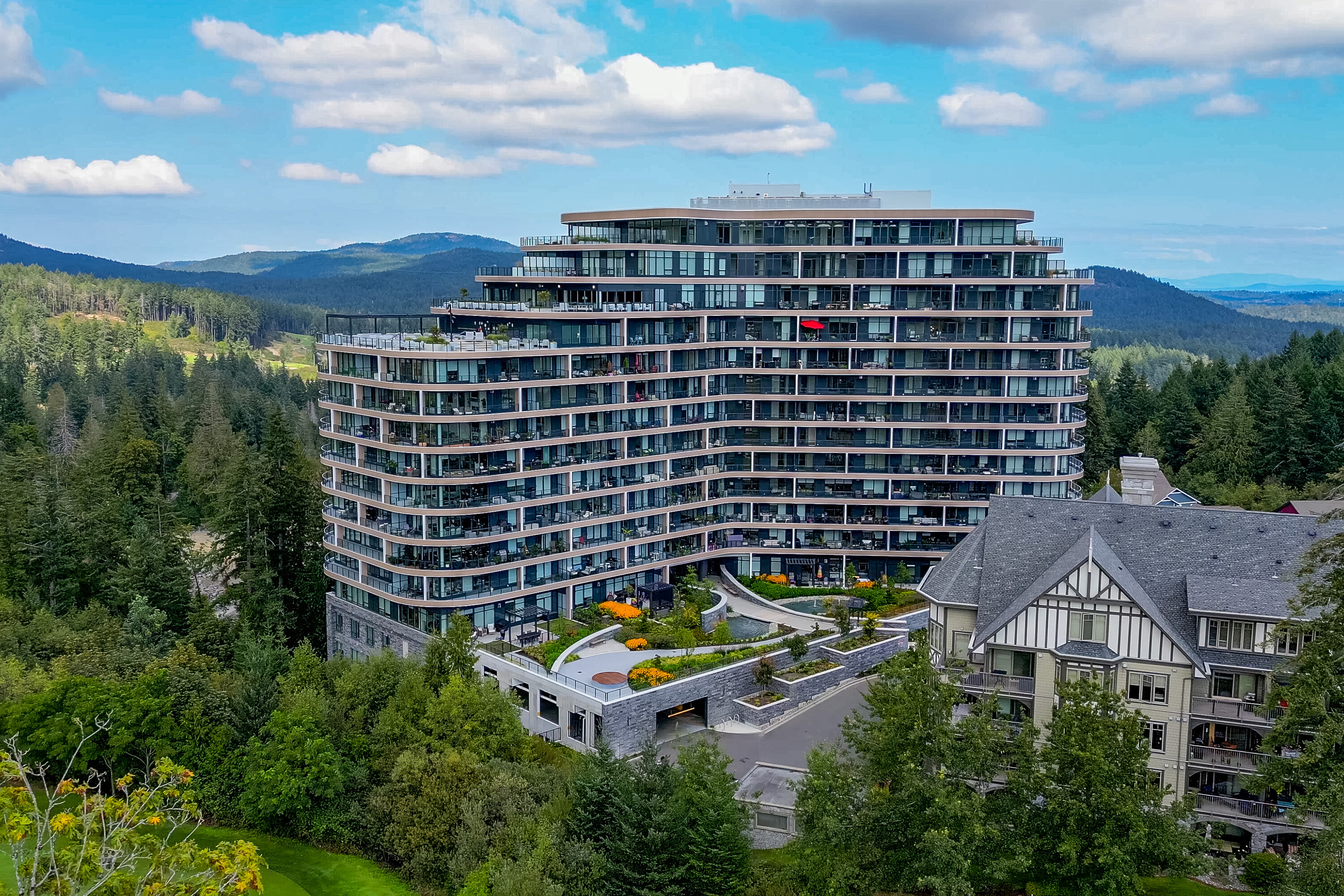  Elevated Above the Fairways - 物件實景