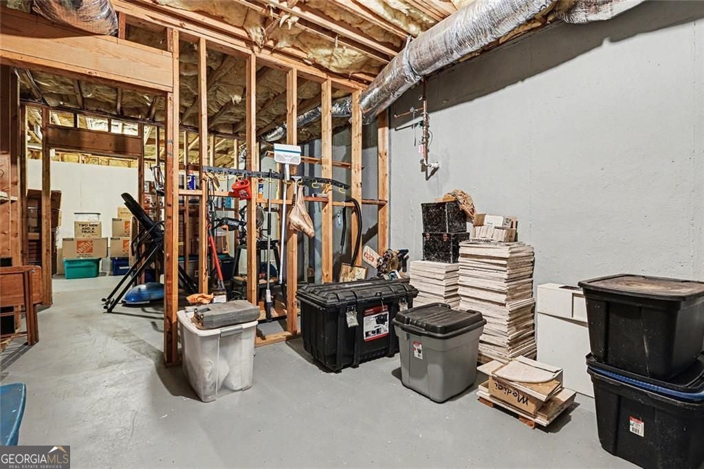 Suwanee, Georgia, 30024, United States, 5 Bedrooms Bedrooms, ,3 BathroomsBathrooms,Residential,For Sale,2006571