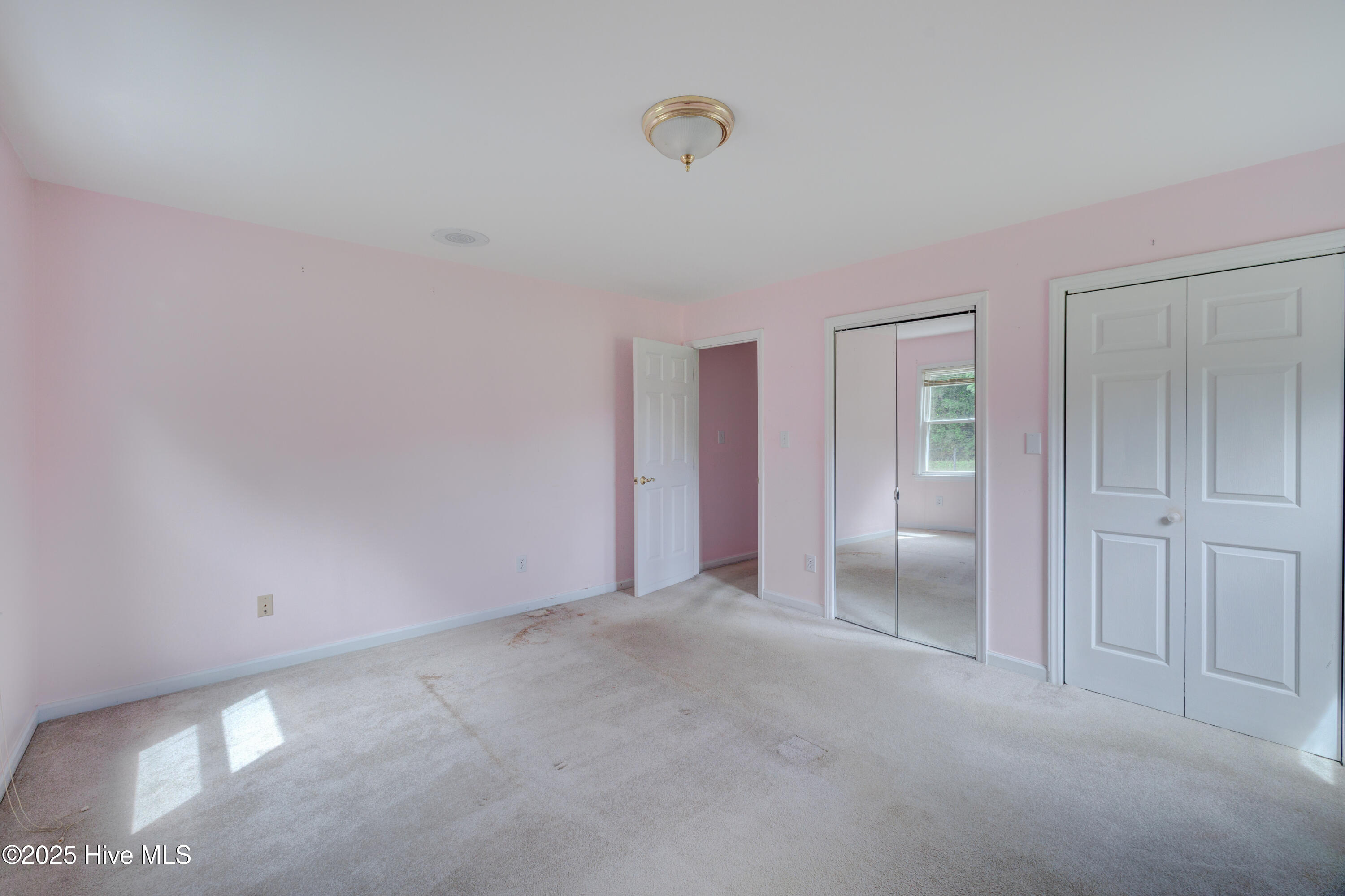 Burgaw, North Carolina, 28425, United States, 4 Bedrooms Bedrooms, ,4 BathroomsBathrooms,Residential,For Sale,1818380