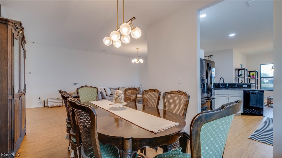 Fort Myers, Florida, 33966, United States, 3 Bedrooms Bedrooms, ,2 BathroomsBathrooms,Residential,For Sale,2022269