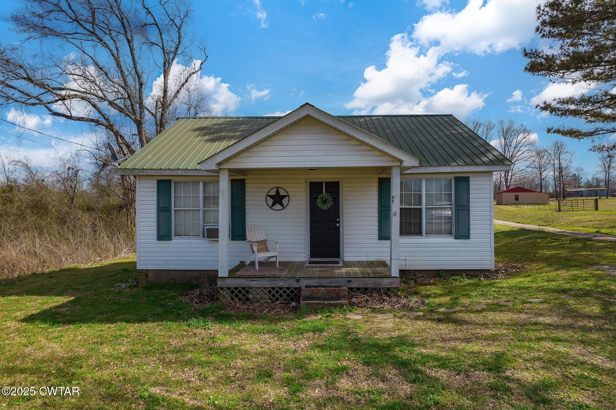 Beech Bluff, Tennessee, 38313, United States, 5 Bedrooms Bedrooms, ,3 BathroomsBathrooms,Residential,For Sale,1743753