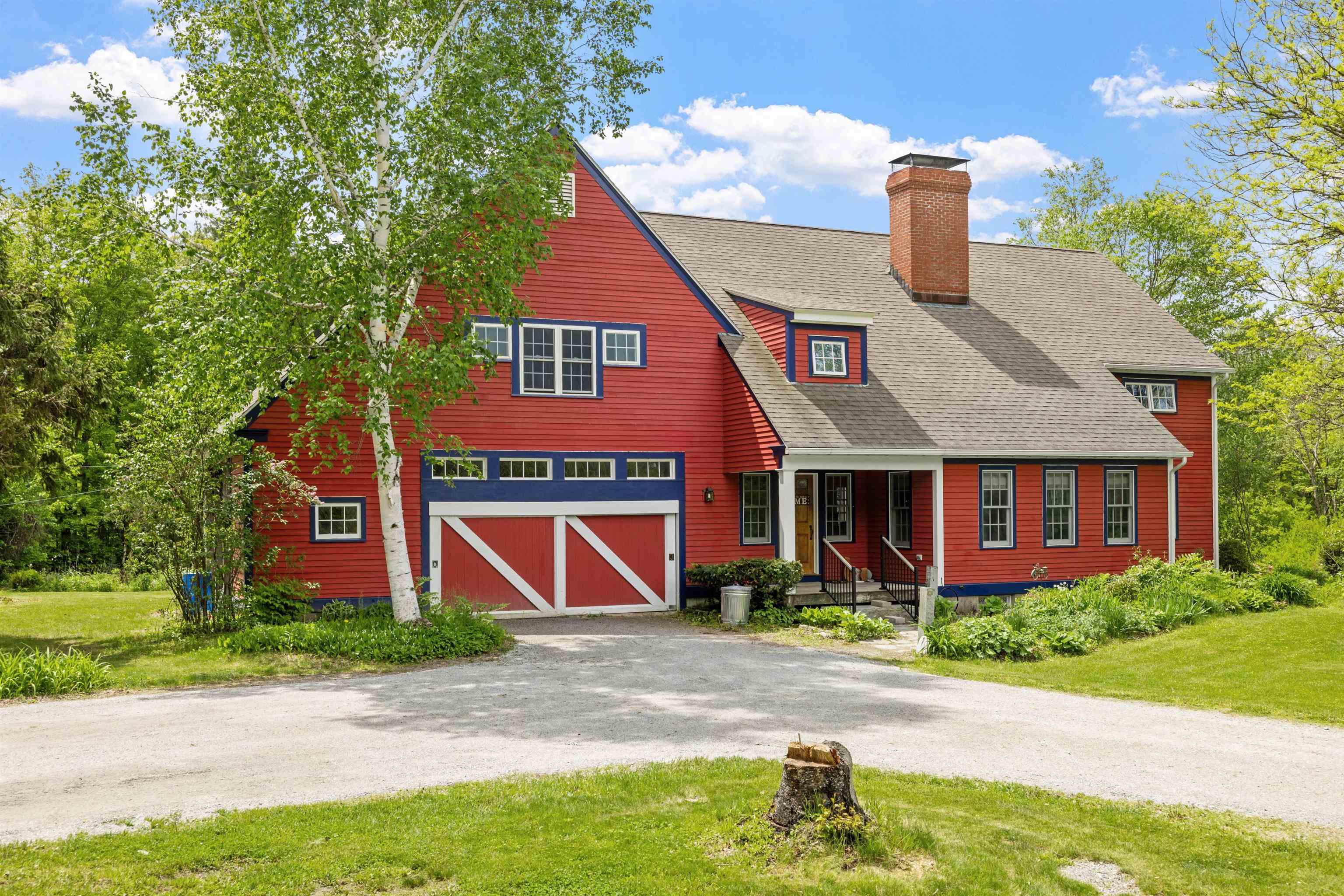 Hillsborough, New Hampshire, 03244, United States, 3 Bedrooms Bedrooms, ,2 BathroomsBathrooms,Residential,For Sale,1840284