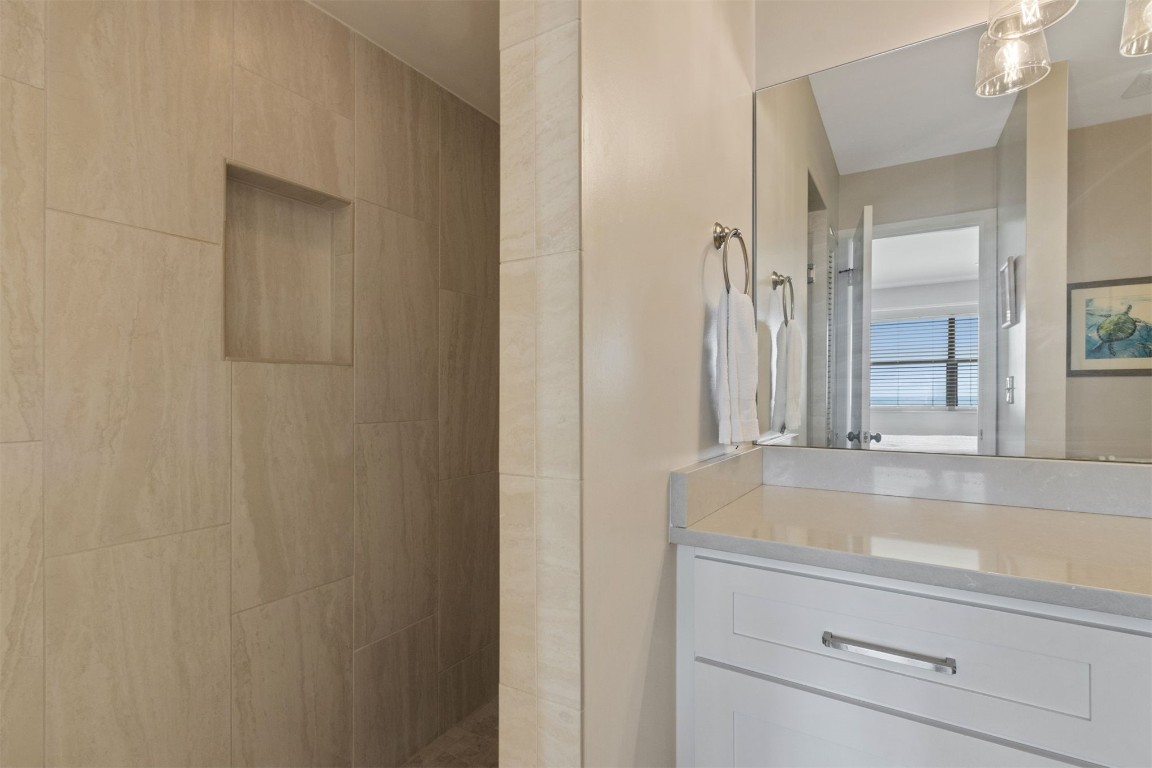 Fernandina Beach, Florida, 32034, United States, 2 Bedrooms Bedrooms, ,2 BathroomsBathrooms,Residential,For Sale,1990876