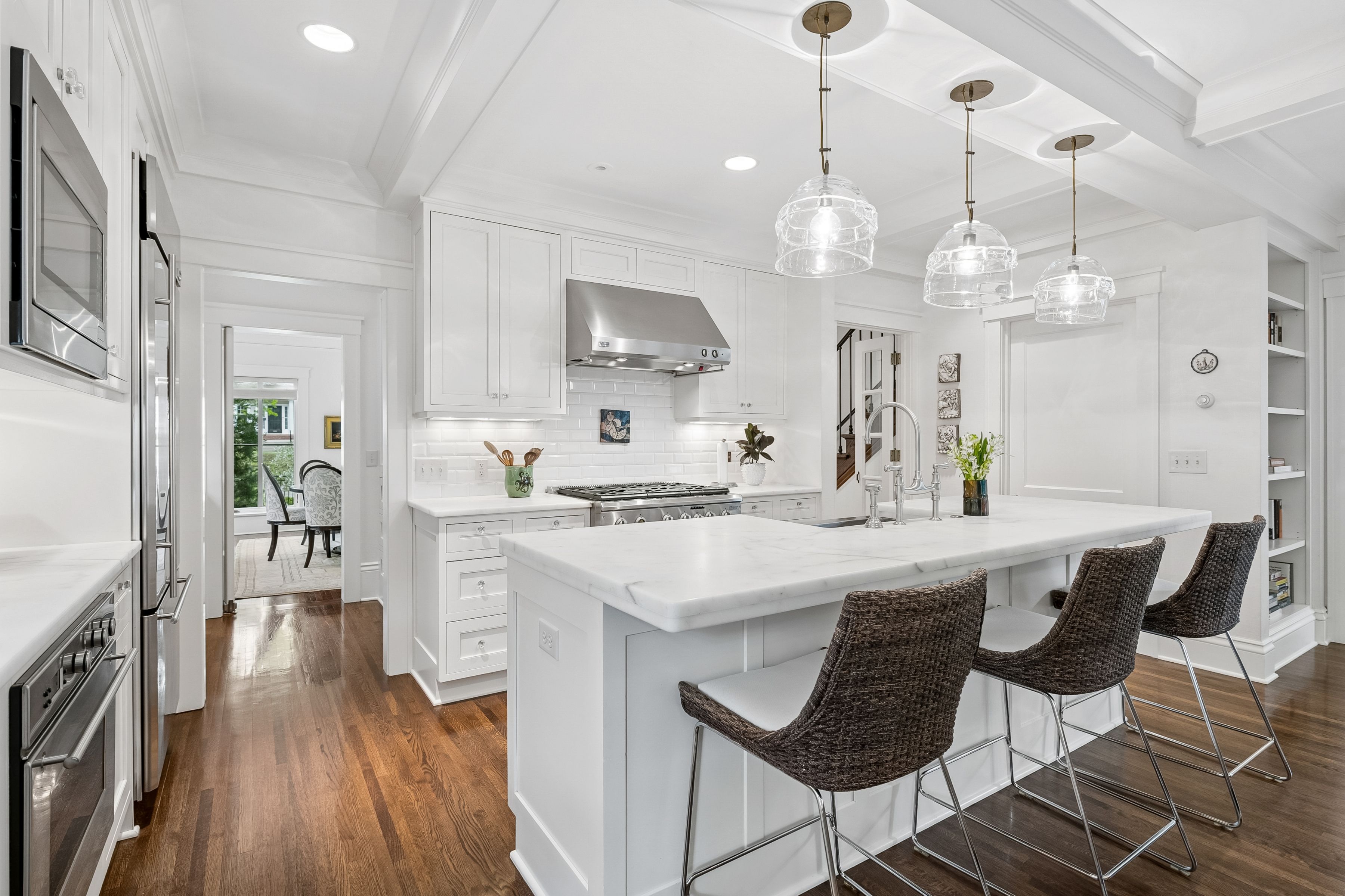  Architectural Elegance in Prestigious Kenwood - 物件實景