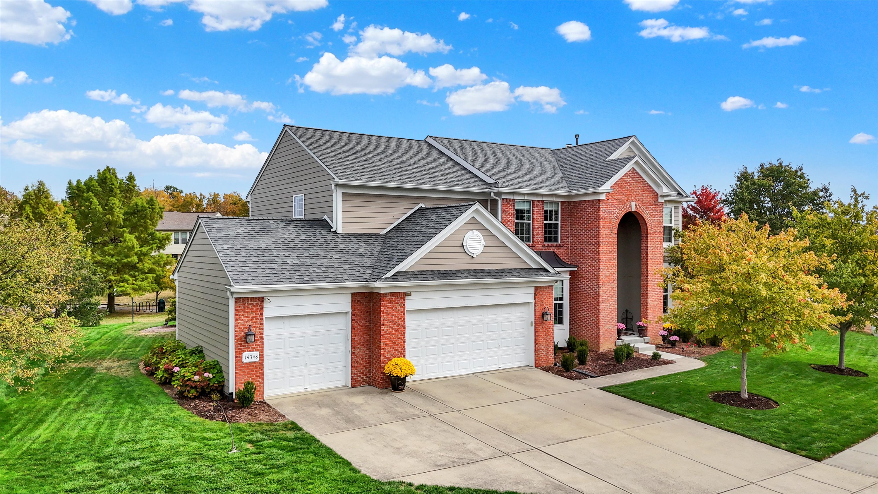 Carmel, Indiana, 46074, United States, 5 Bedrooms Bedrooms, ,4 BathroomsBathrooms,Residential,For Sale,1965164