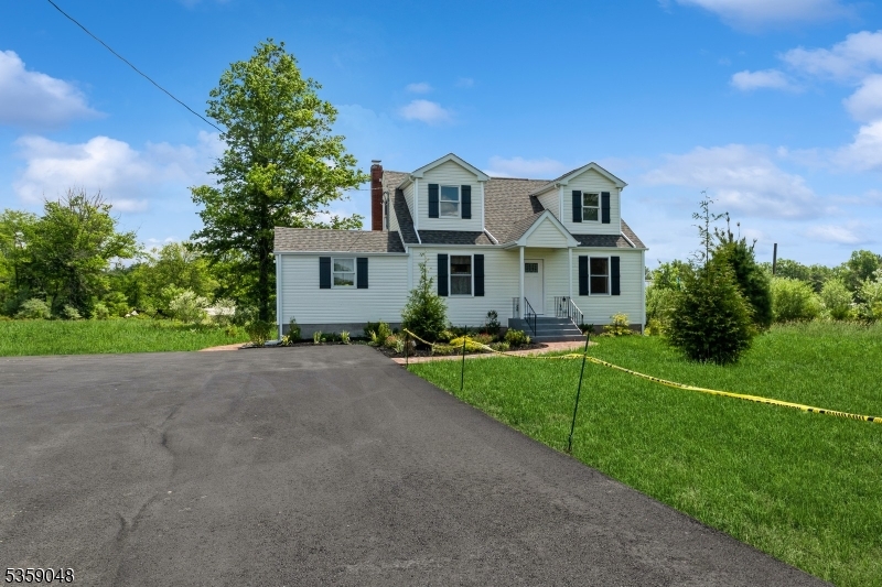 Franklin Twp., New Jersey, 08825, United States, 2 Bedrooms Bedrooms, ,3 BathroomsBathrooms,Residential,For Sale,1820941