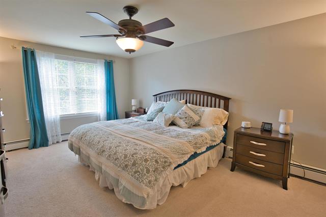 Epsom, New Hampshire, 03234, United States, 3 Bedrooms Bedrooms, ,2 BathroomsBathrooms,Residential,For Sale,1980336