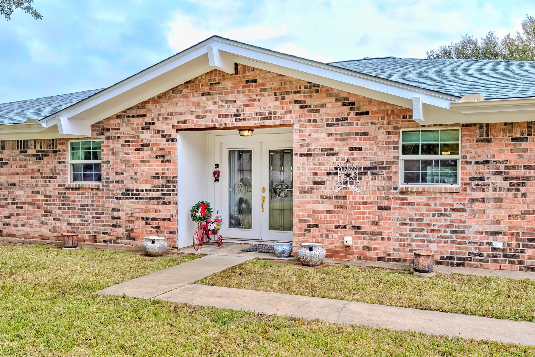 Poinsettia St, Bridge City, TX 77611 #1