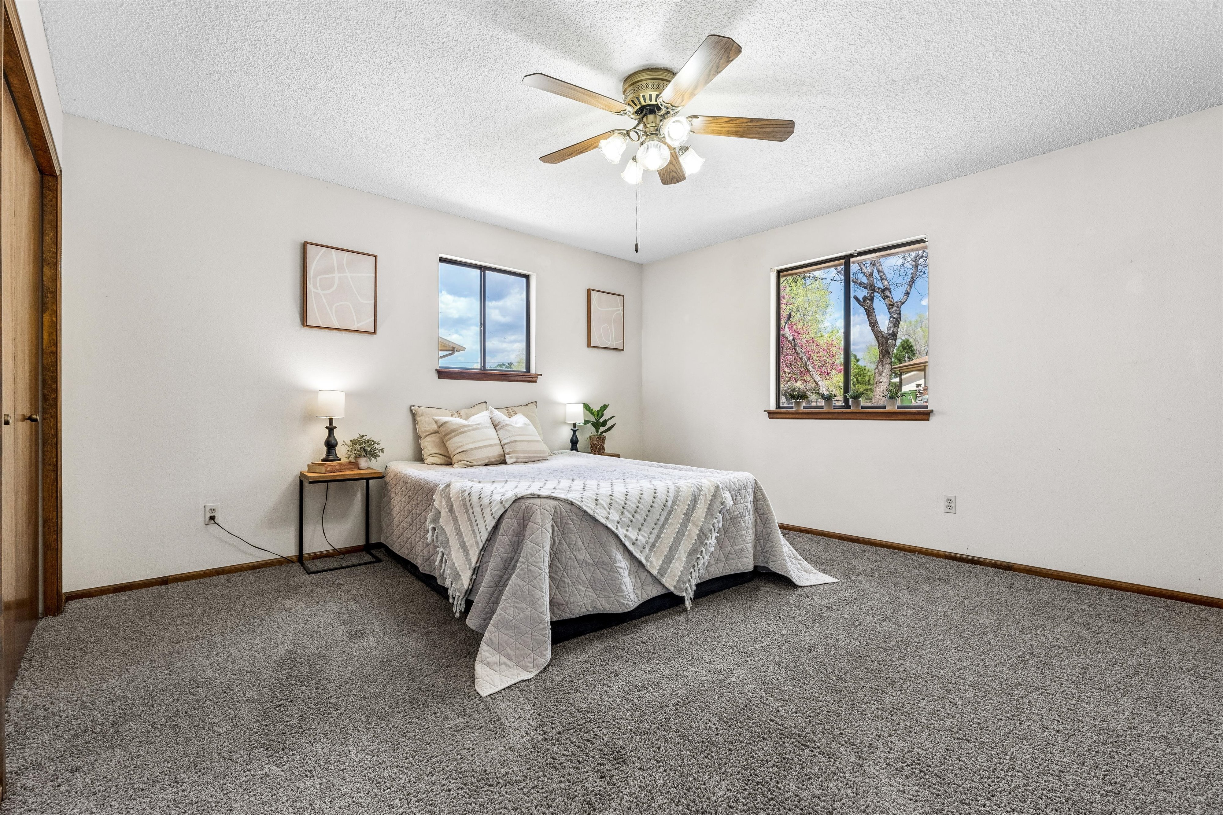  Rare Loveland 3 Bed, 3 Bath Ranch With Full Finished Basement - 物件實景