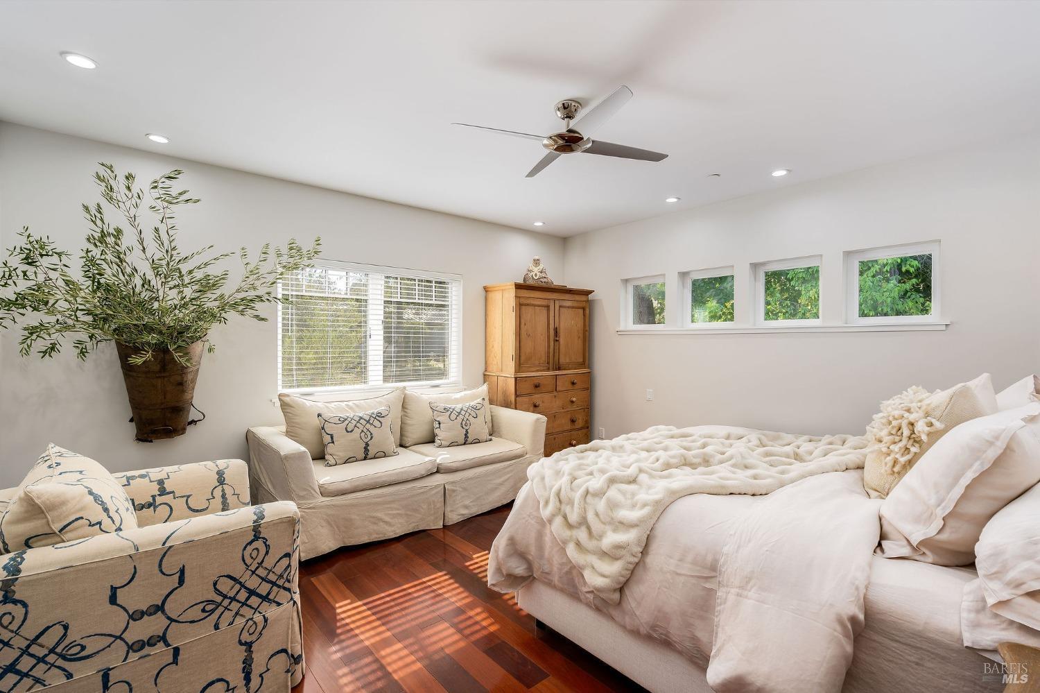 St. Helena, California, 94574, United States, 4 Bedrooms Bedrooms, ,4 BathroomsBathrooms,Residential,For Sale,1838873