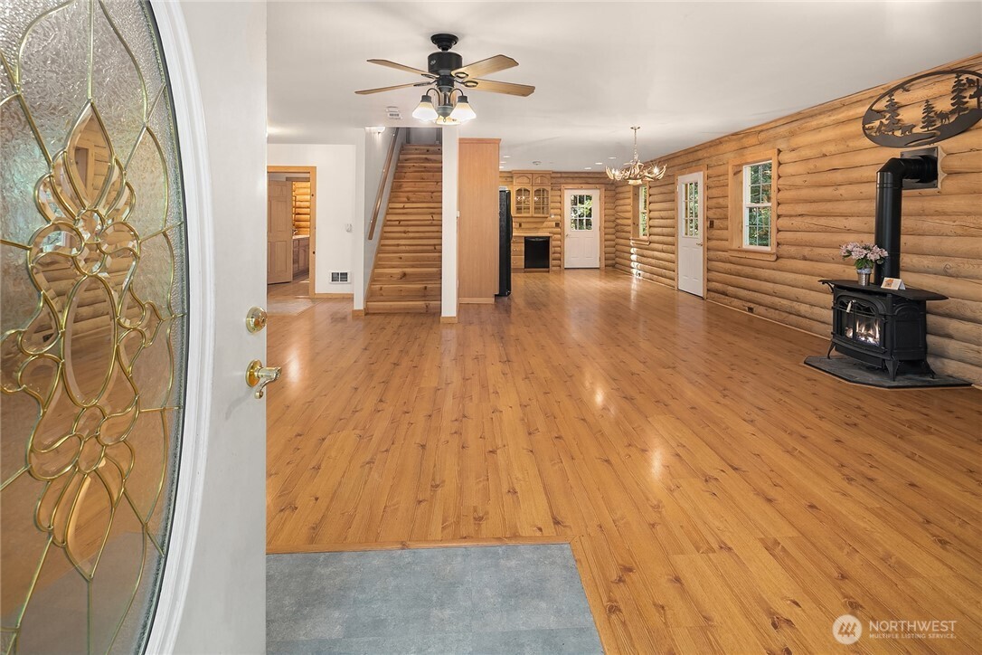 Cle Elum, Washington, 98922, United States, 1 Bedroom Bedrooms, ,1 BathroomBathrooms,Residential,For Sale,1901684