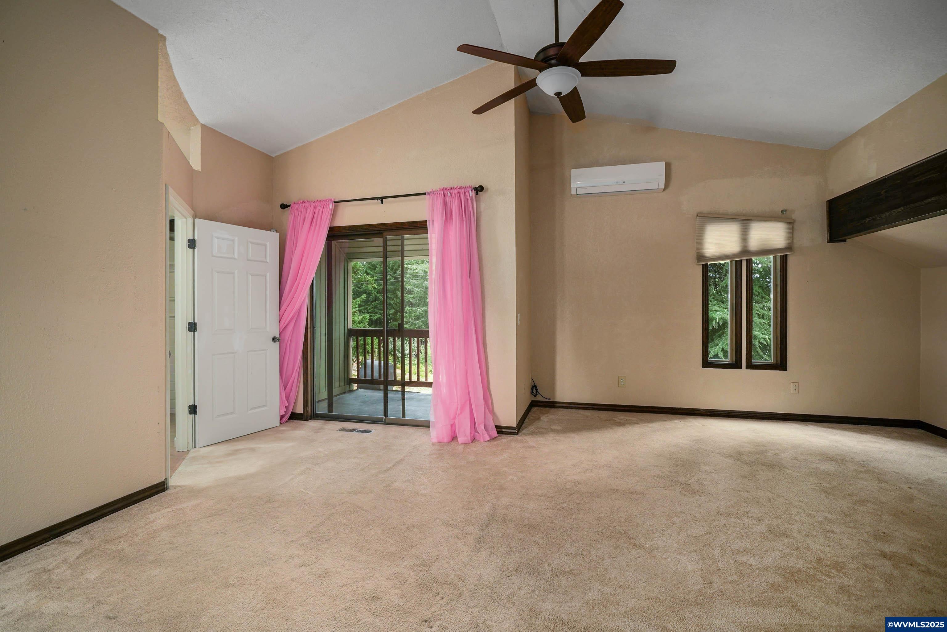 Salem, Oregon, 97304, United States, 4 Bedrooms Bedrooms, ,4 BathroomsBathrooms,Residential,For Sale,1805050