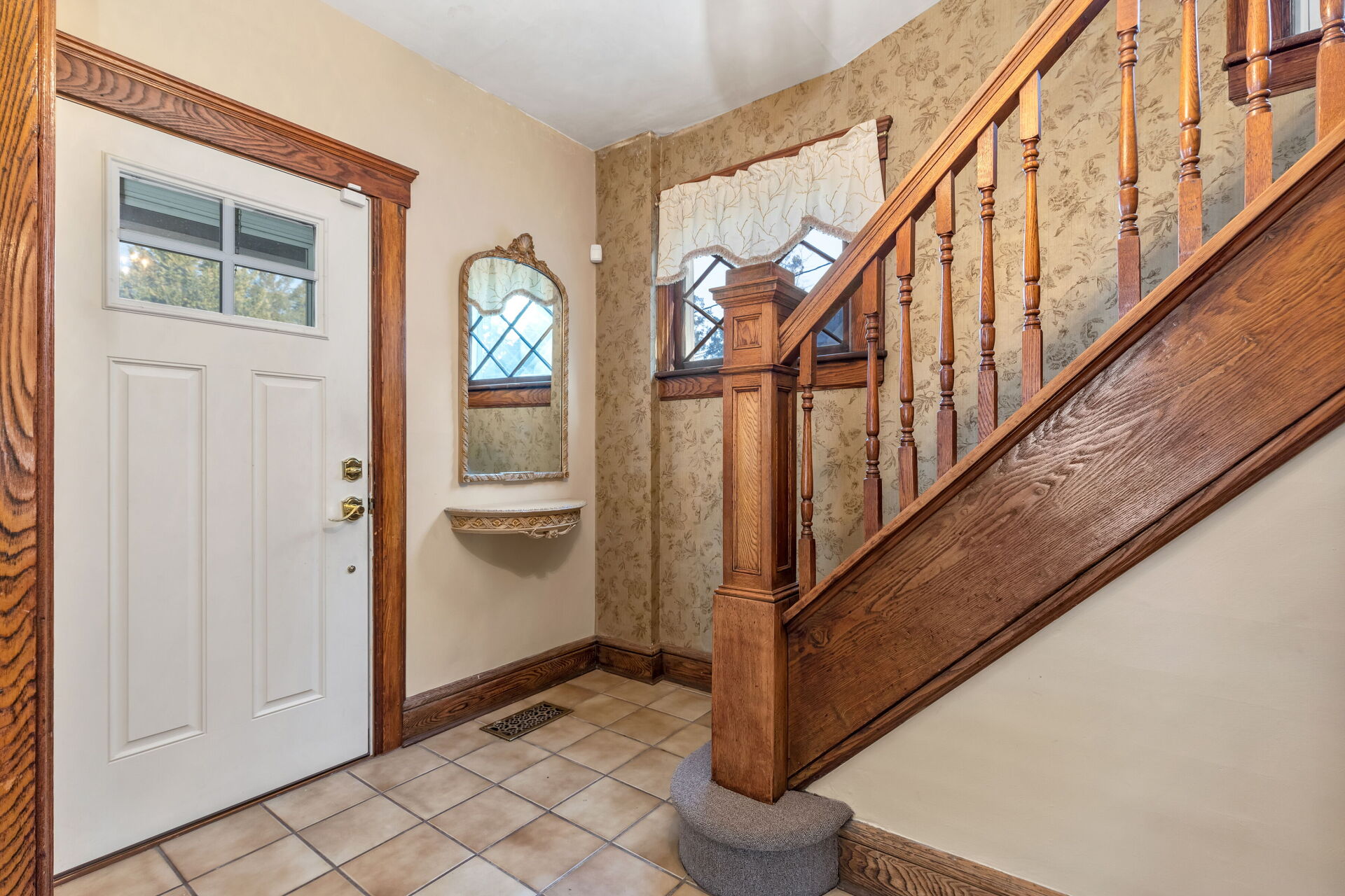 111 Besler Ave, Cranford Township, New Jersey, 07016, United States, 4 Bedrooms Bedrooms, ,Residential,For Sale,111 Besler Ave,1431698