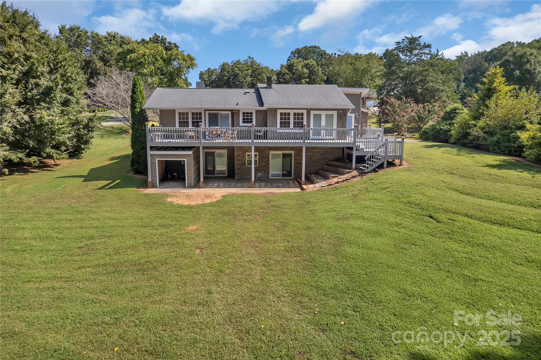 Kings Mountain, North Carolina, 28086, United States, 3 Bedrooms Bedrooms, ,3 BathroomsBathrooms,Residential,For Sale,1941598