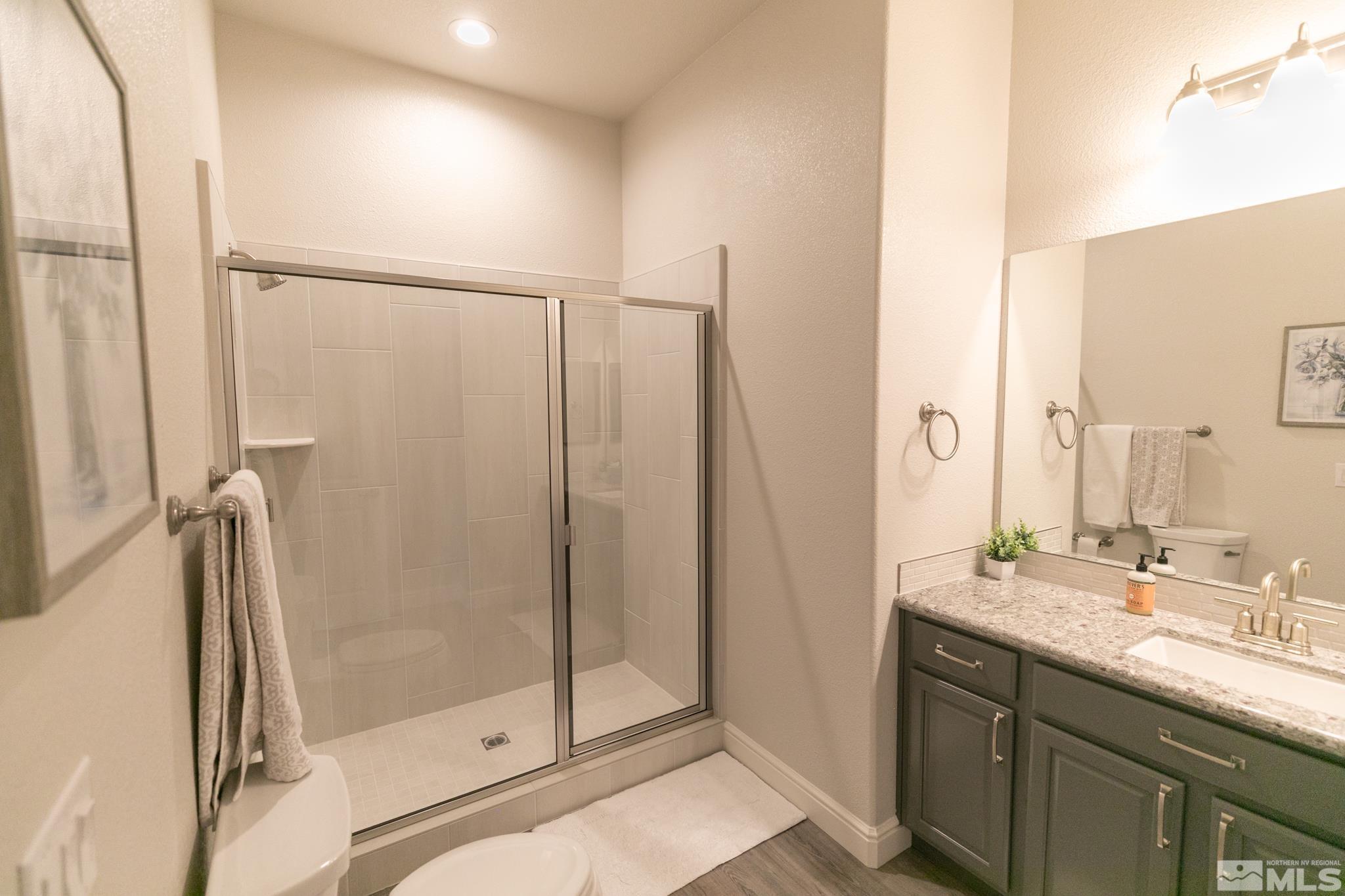 Fernley, Nevada, 89408, United States, 5 Bedrooms Bedrooms, ,4 BathroomsBathrooms,Residential,For Sale,1940362
