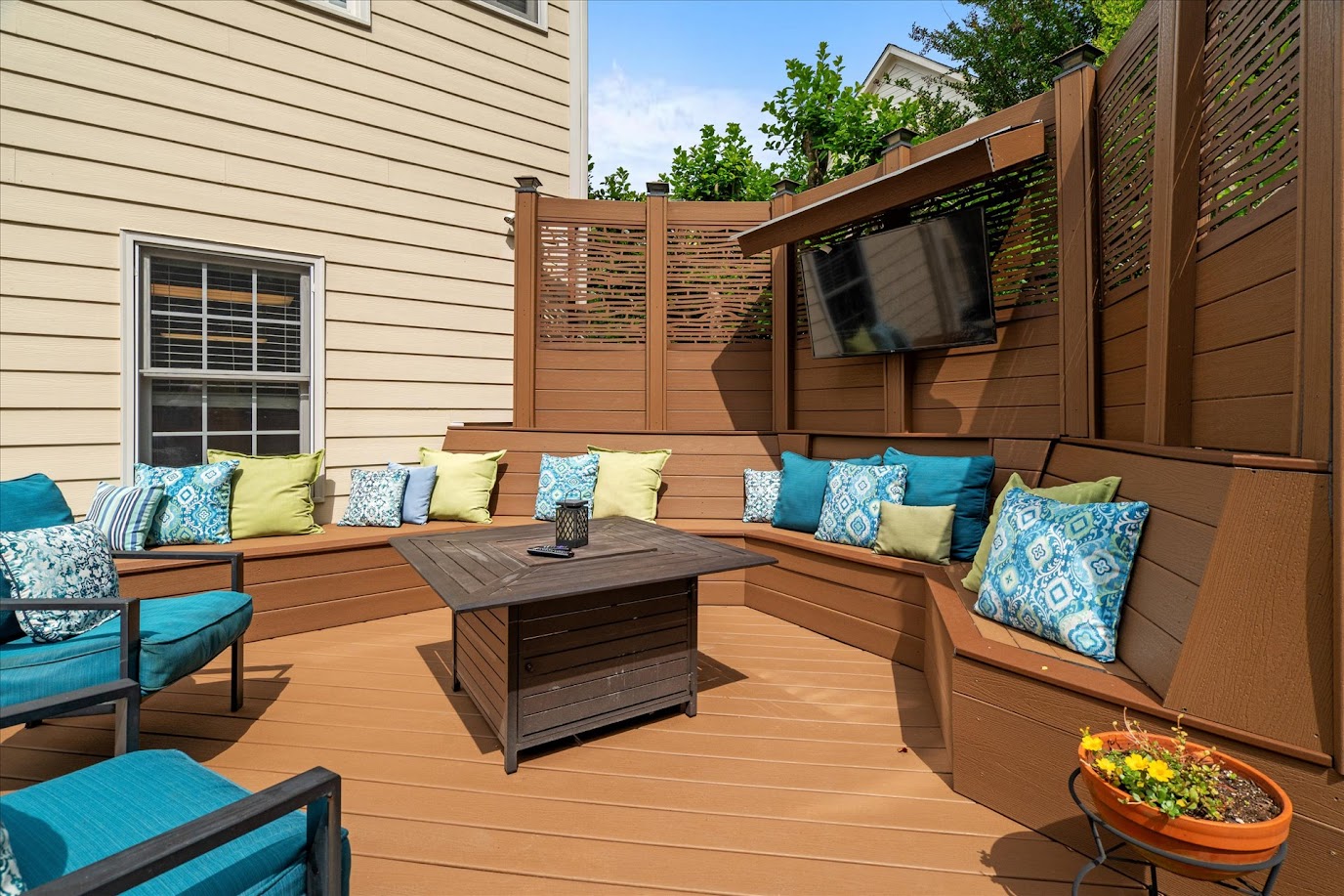 Villa Rica, Georgia, 30180, United States, 6 Bedrooms Bedrooms, ,4 BathroomsBathrooms,Residential,For Sale,1983769