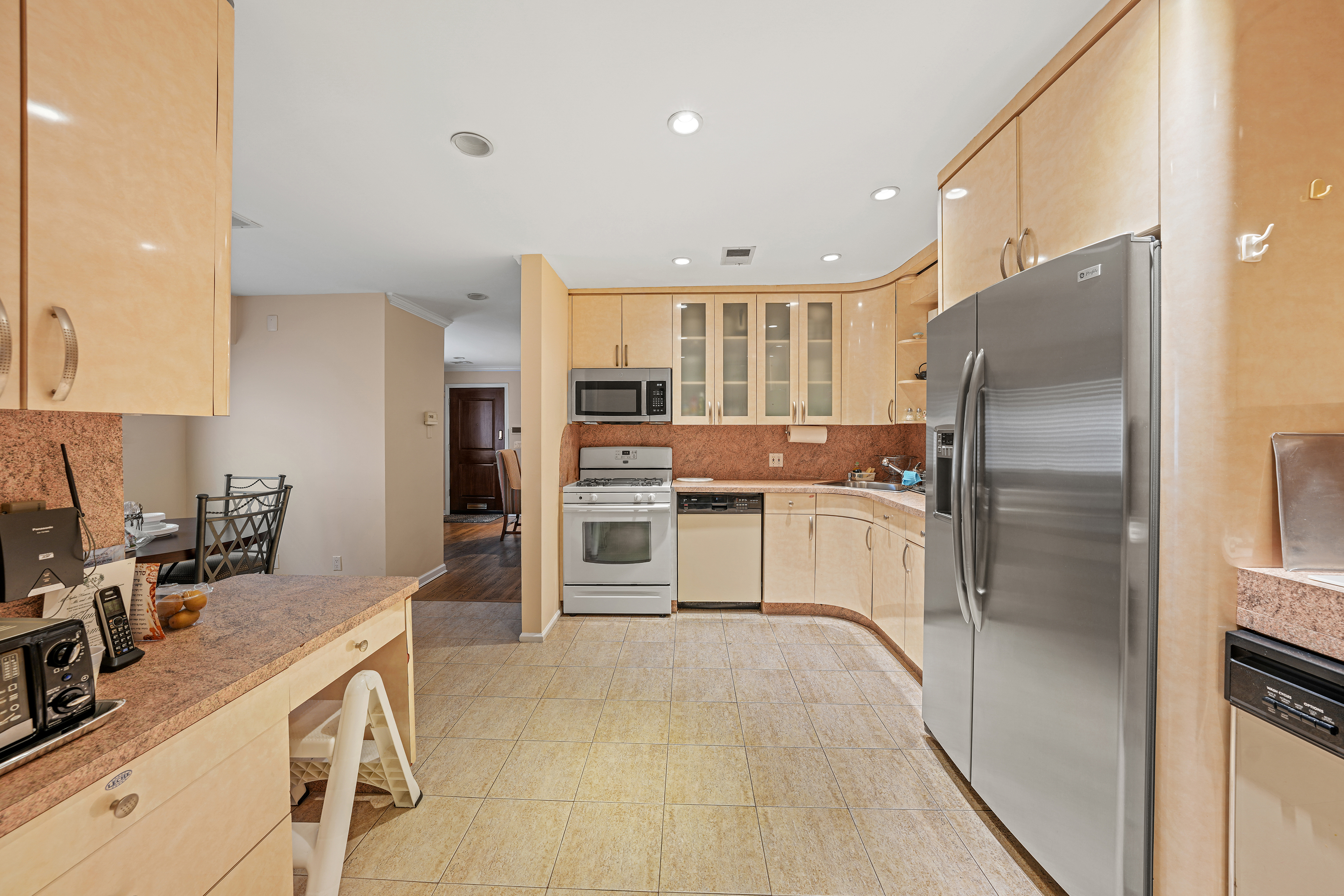 Brooklyn, New York, 11230, United States, 7 Bedrooms Bedrooms, ,7 BathroomsBathrooms,Residential,For Sale,1990227