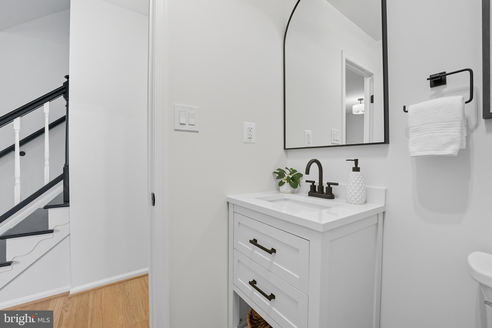 Fairfax, Virginia, 22032, United States, 4 Bedrooms Bedrooms, ,3 BathroomsBathrooms,Residential,For Sale,1984417