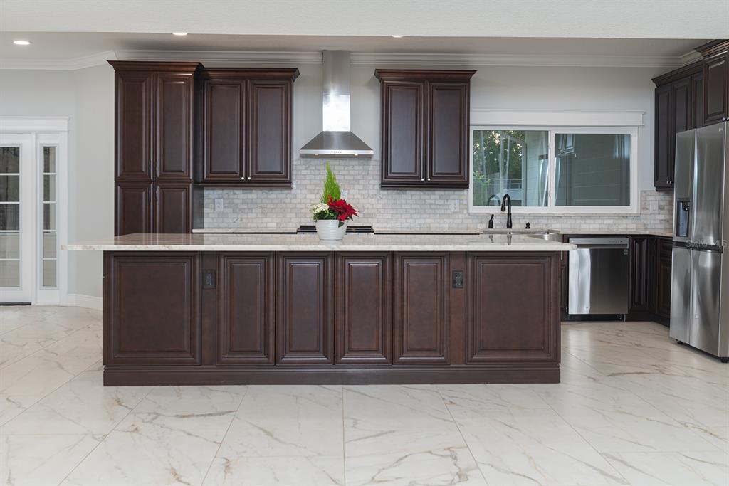 Lake Mary, Florida, 32746, United States, 5 Bedrooms Bedrooms, ,4 BathroomsBathrooms,Residential,For Sale,2003020