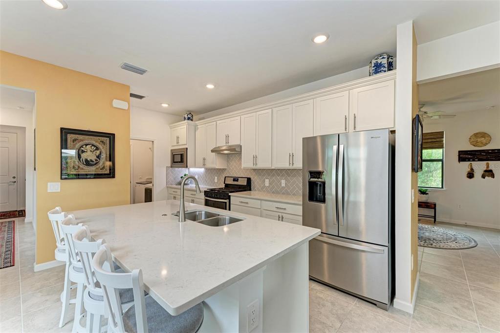 Nokomis, Florida, 34275, United States, 2 Bedrooms Bedrooms, ,2 BathroomsBathrooms,Residential,For Sale,1688604