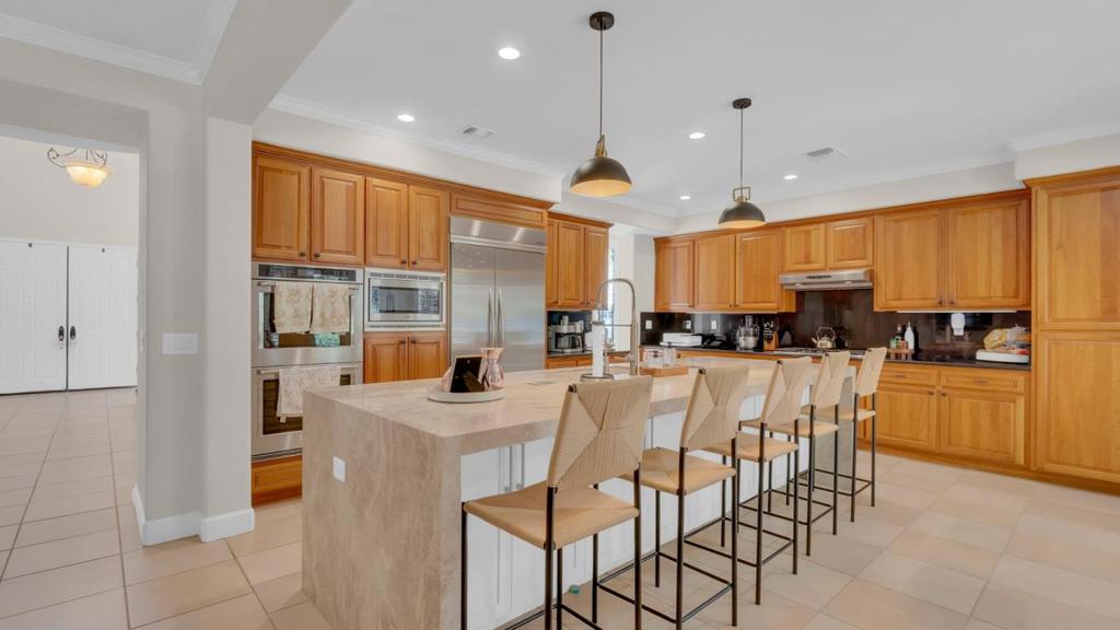 Gilroy, California, 95020, United States, 5 Bedrooms Bedrooms, ,4 BathroomsBathrooms,Residential,For Sale,2032655