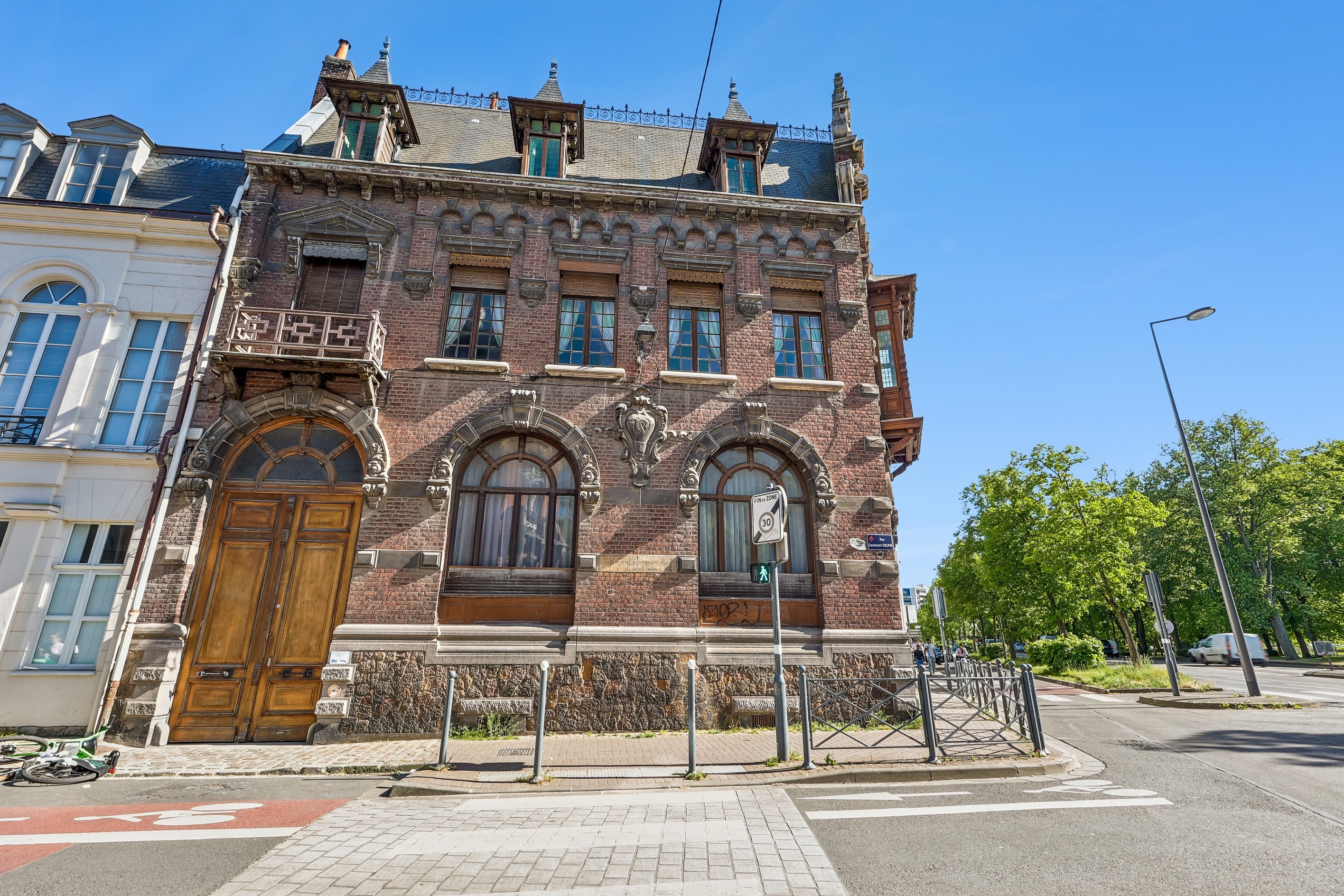  LILLE , Vieux-Lille, exceptional house, built in 1893 , 12 bedrooms. - 物件實景