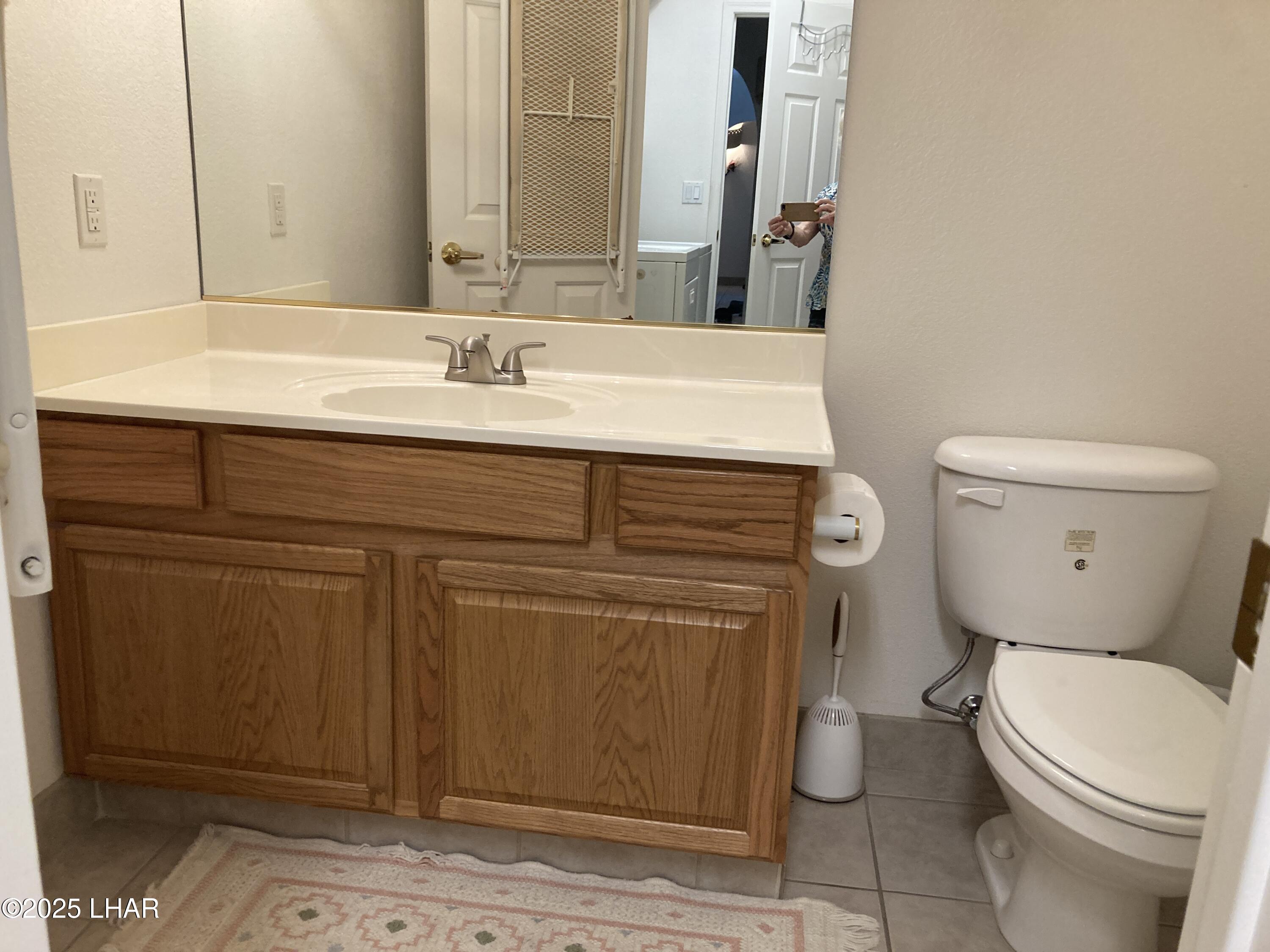 Lake Havasu City, Arizona, 86404, United States, 3 Bedrooms Bedrooms, ,3 BathroomsBathrooms,Residential,For Sale,1949772