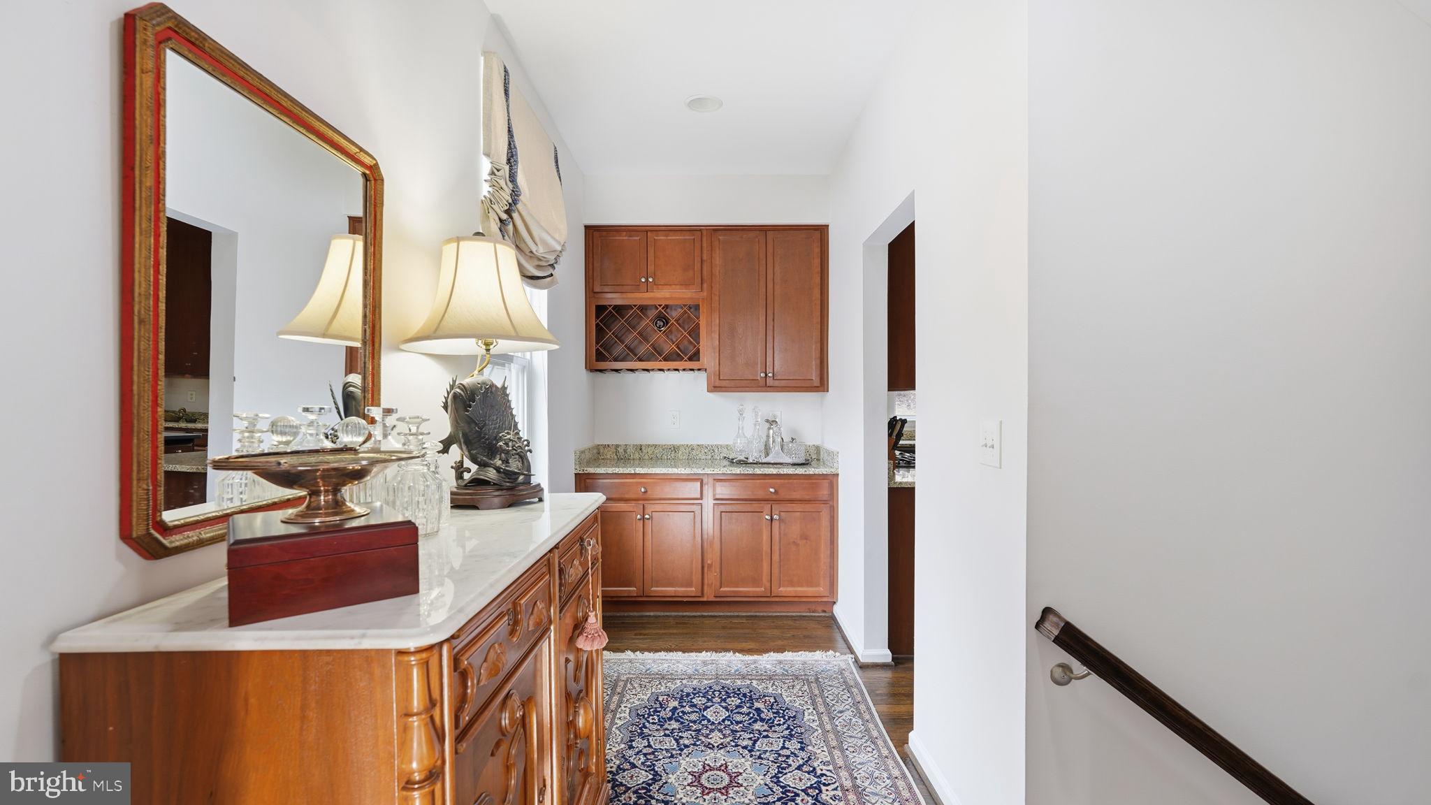 Woodbridge, Virginia, 22192, United States, 4 Bedrooms Bedrooms, ,4 BathroomsBathrooms,Residential,For Sale,2005725