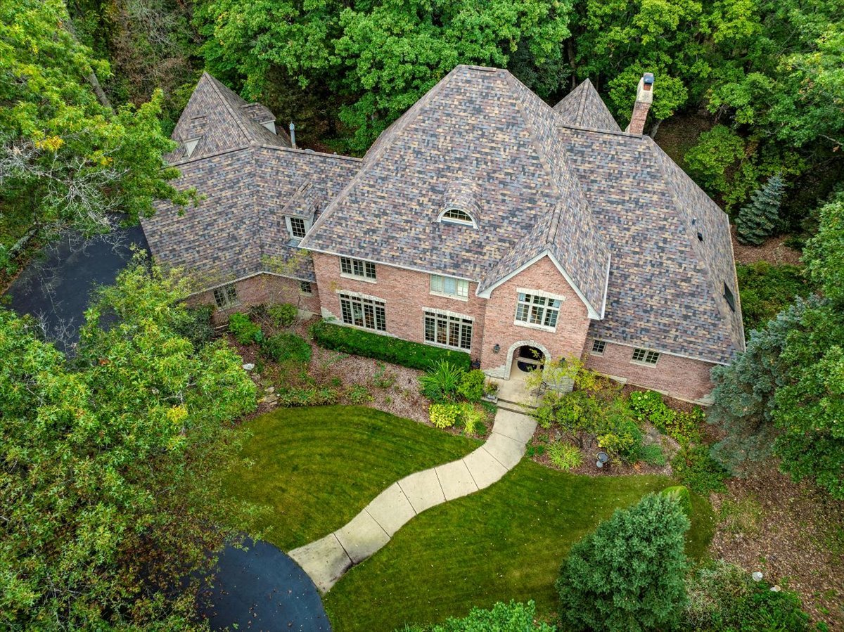 St. Charles, Illinois, 60175, United States, 4 Bedrooms Bedrooms, ,5 BathroomsBathrooms,Residential,For Sale,1848567