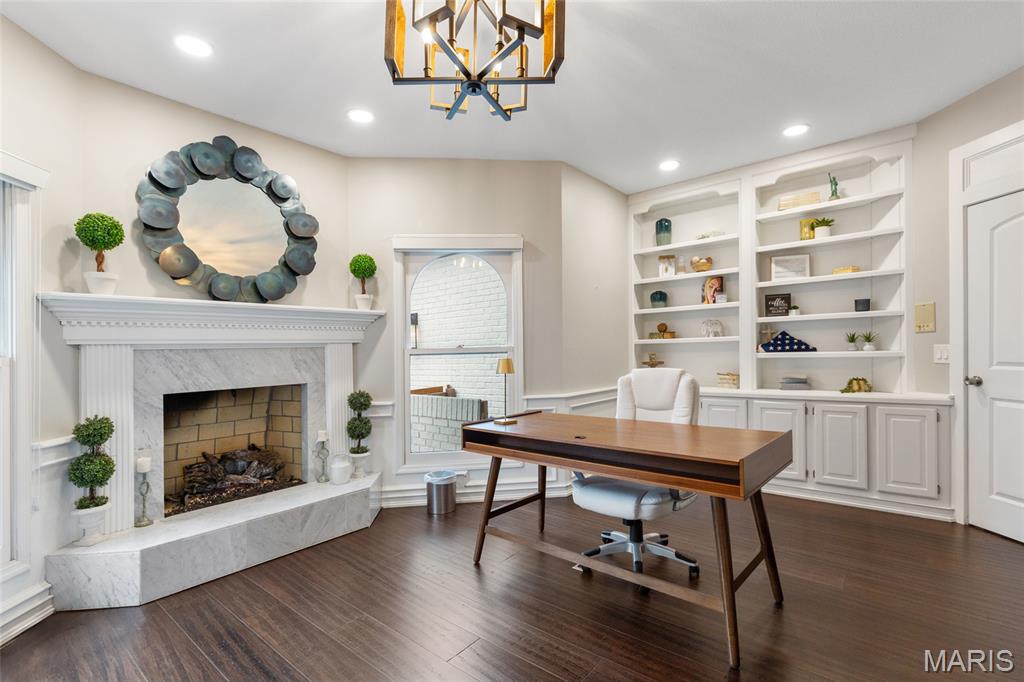 Weldon Spring, Missouri, 63304, United States, 6 Bedrooms Bedrooms, ,5 BathroomsBathrooms,Residential,For Sale,1926169