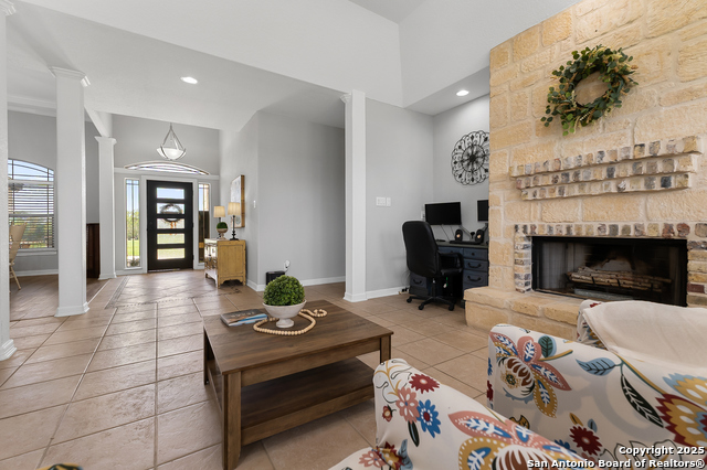 Boerne, Texas, 78006, United States, 4 Bedrooms Bedrooms, ,5 BathroomsBathrooms,Residential,For Sale,1722095