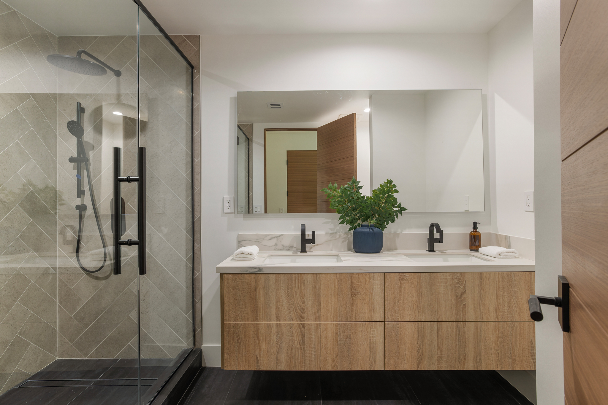  3208 Oakley Drive - 物件實景