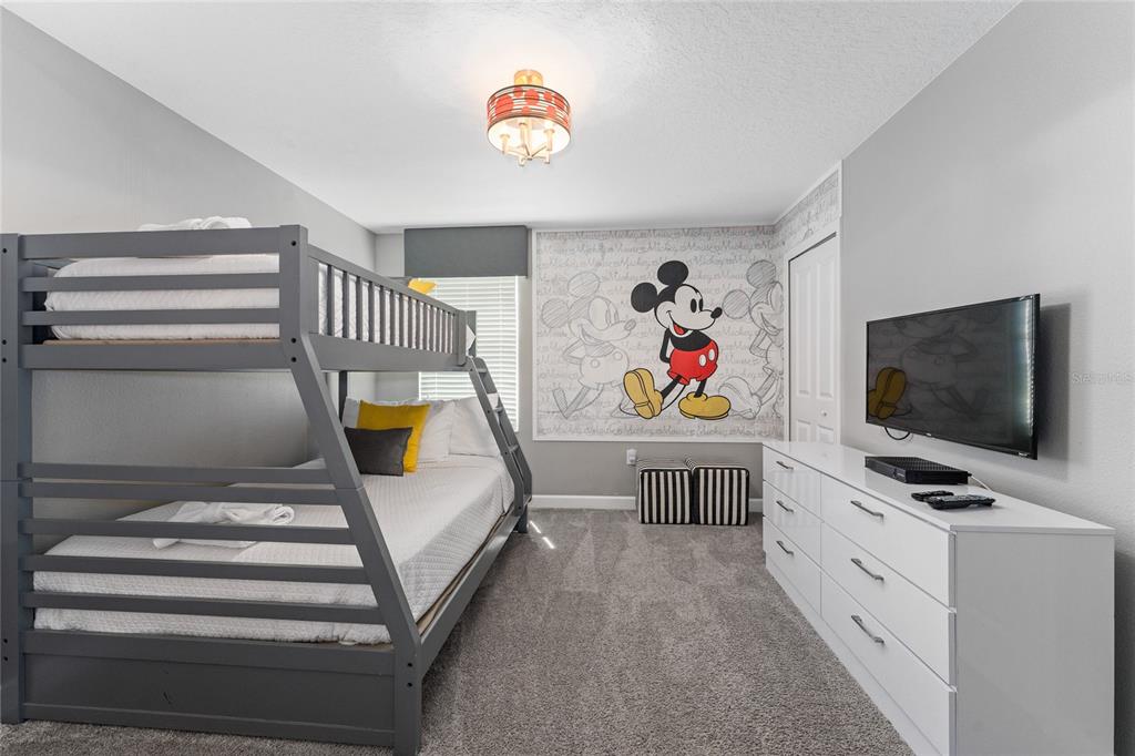 Davenport, Florida, 33896, United States, 8 Bedrooms Bedrooms, ,5 BathroomsBathrooms,Residential,For Sale,1907753