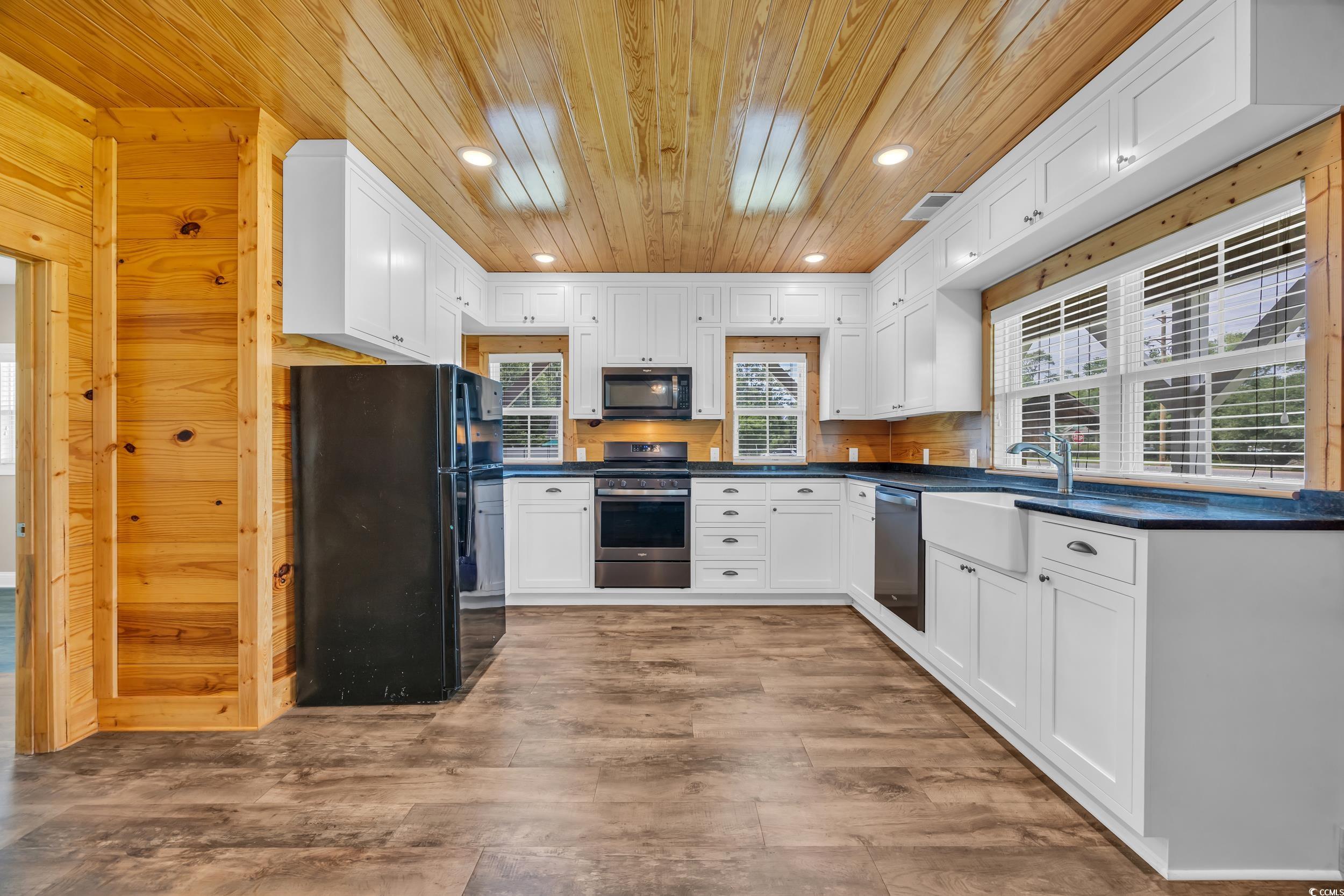 Conway, South Carolina, 29526, United States, 4 Bedrooms Bedrooms, ,3 BathroomsBathrooms,Residential,For Sale,1839037