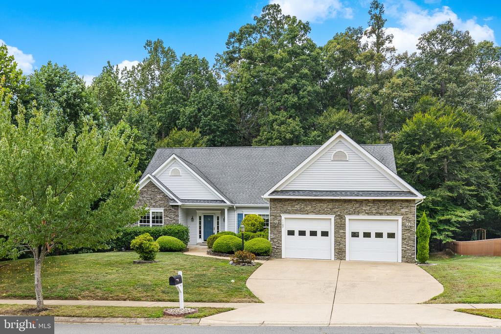 Fredericksburg, Virginia, 22401, United States, 5 Bedrooms Bedrooms, ,3 BathroomsBathrooms,Residential,For Sale,1920807