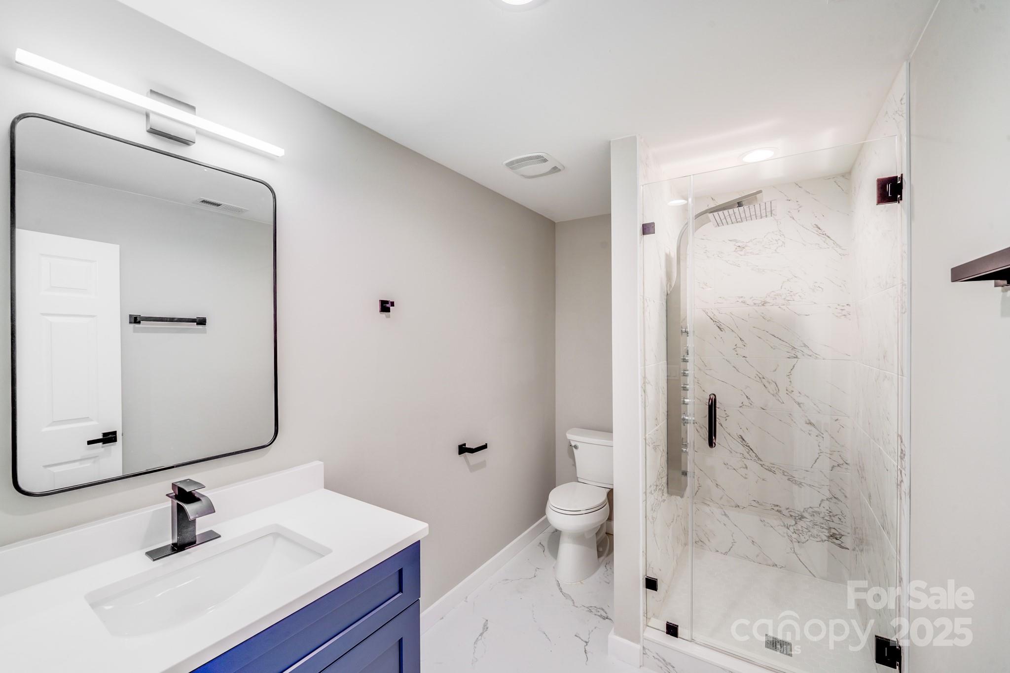 Charlotte, North Carolina, 28210, United States, 3 Bedrooms Bedrooms, ,3 BathroomsBathrooms,Residential,For Sale,1836887