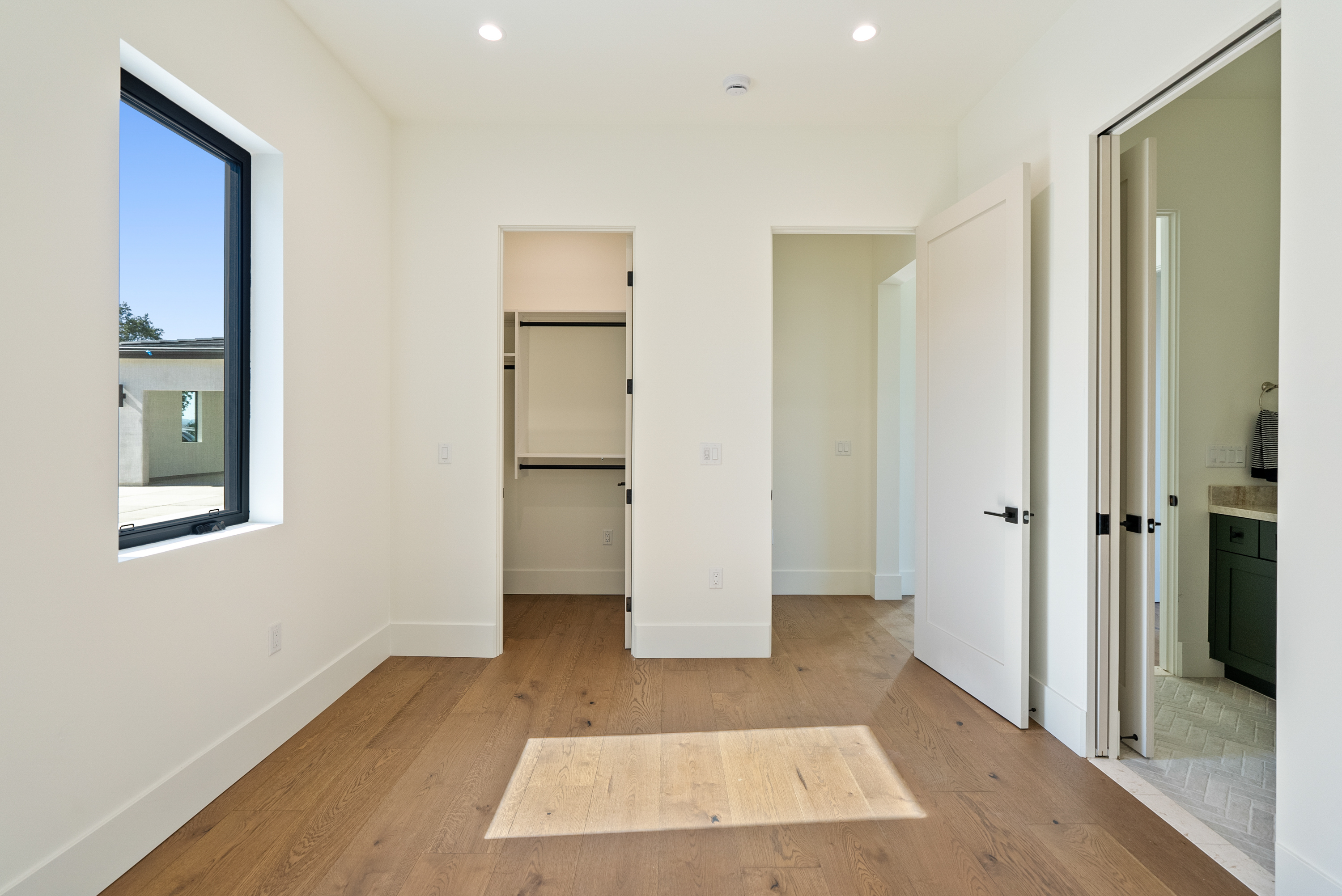  2220 Battering Rock - 物件實景