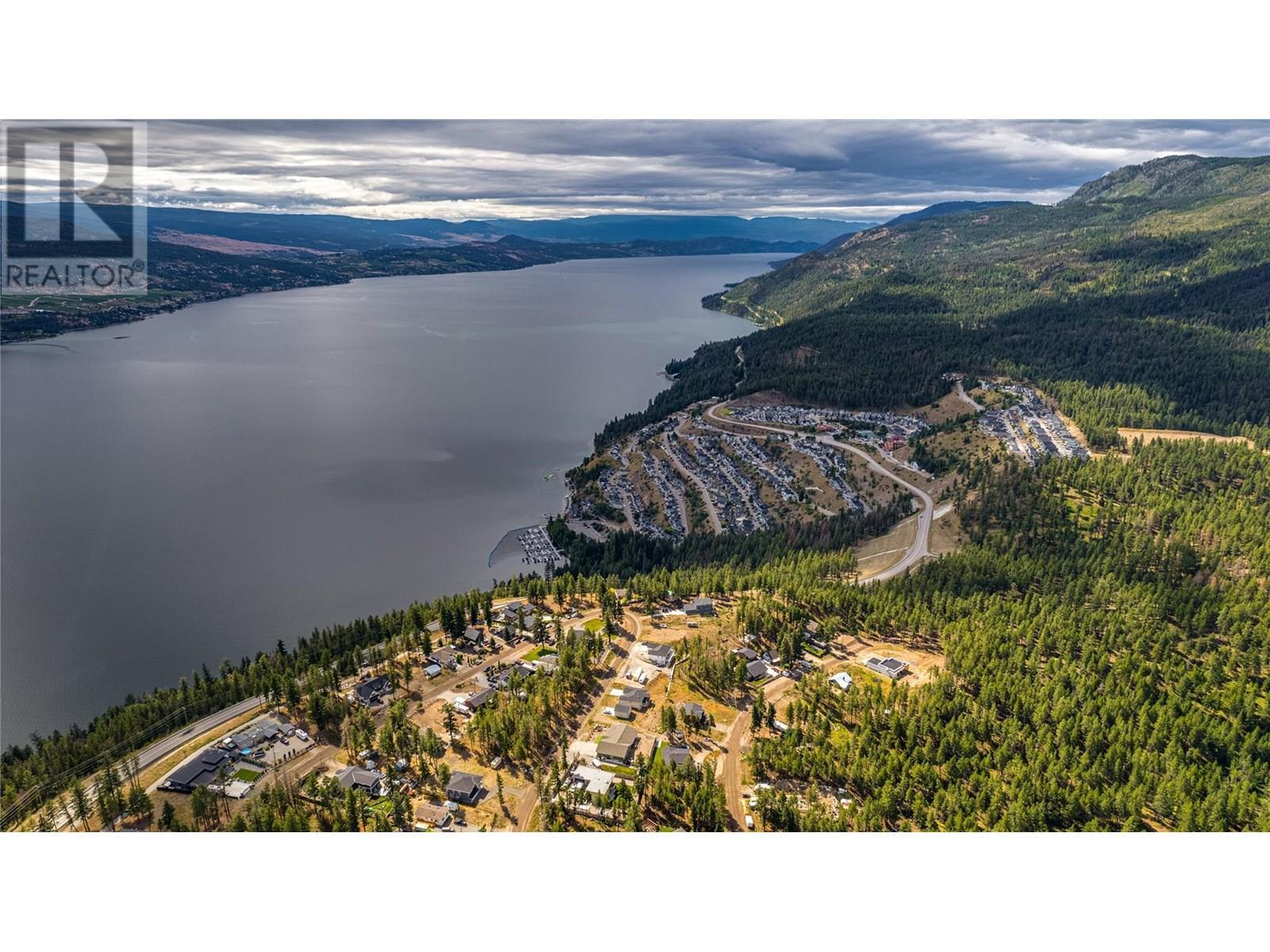 KELOWNA, British Columbia, V1Z 3W5, CA, 2 Bedrooms Bedrooms, ,2 BathroomsBathrooms,Residential,For Sale,1897605